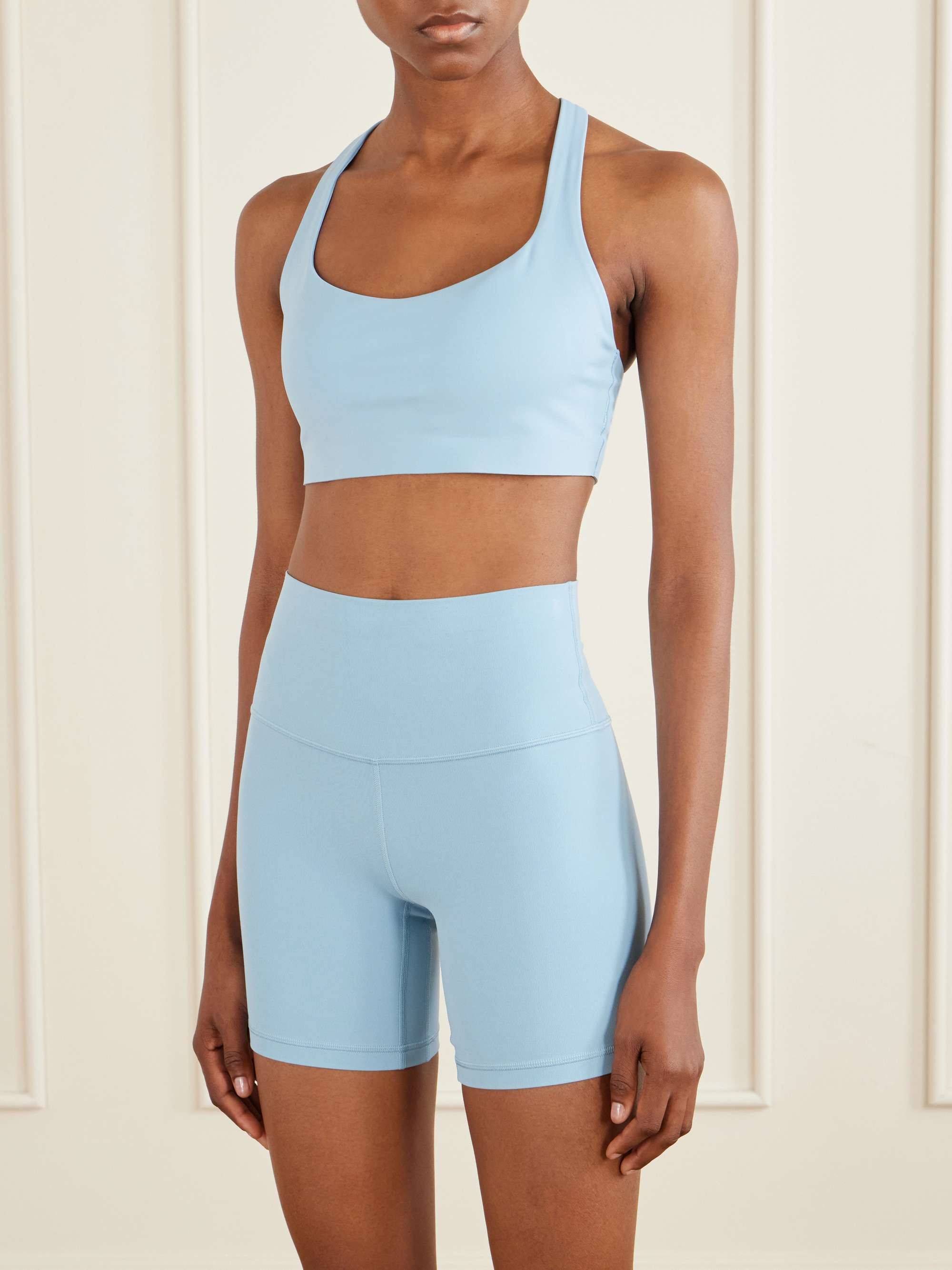 LULULEMON 