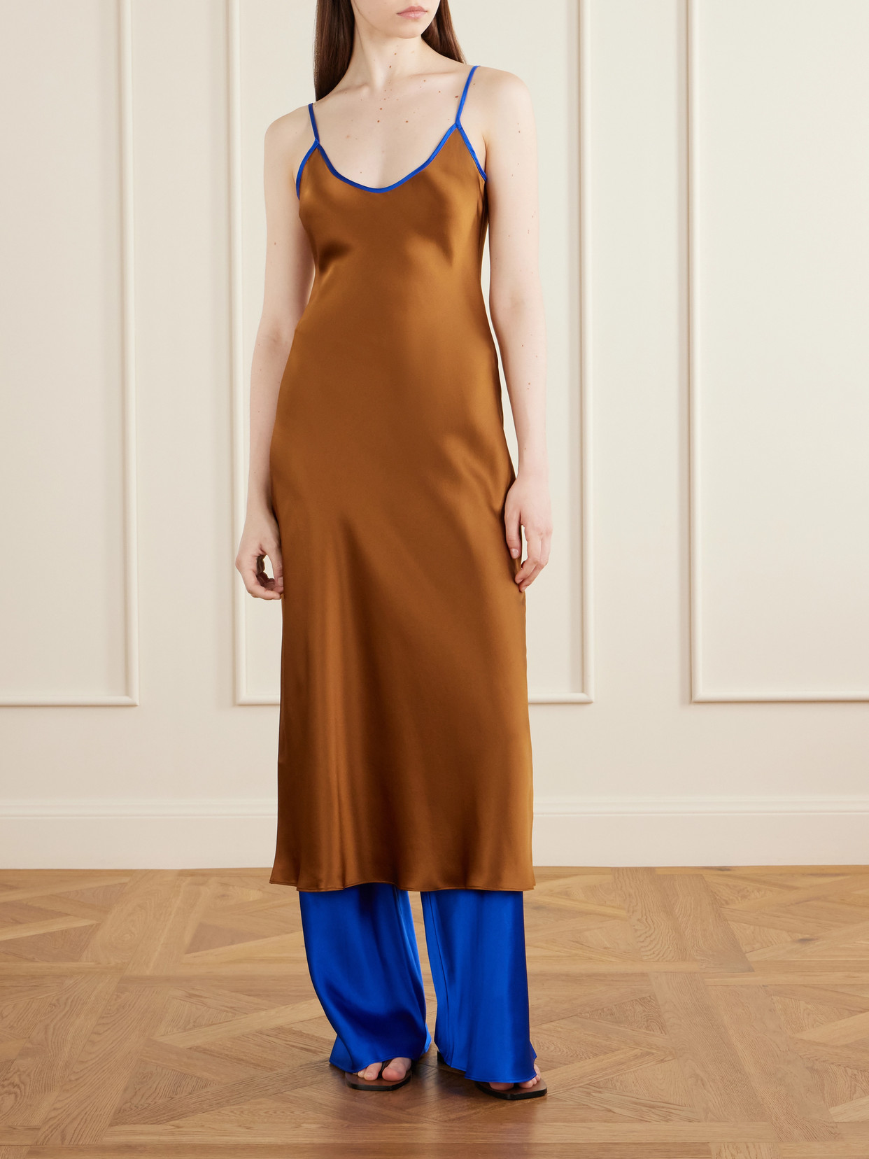 Comme Si Silk-charmeuse Pants In Blue