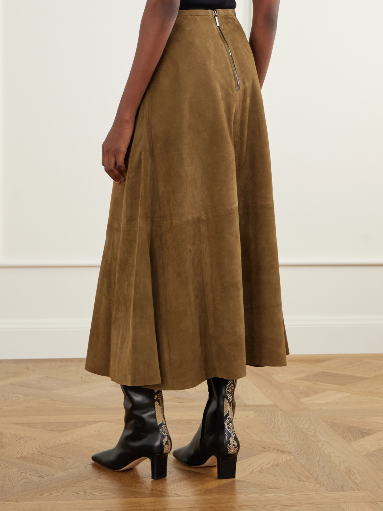 Helius Paneled Midi
