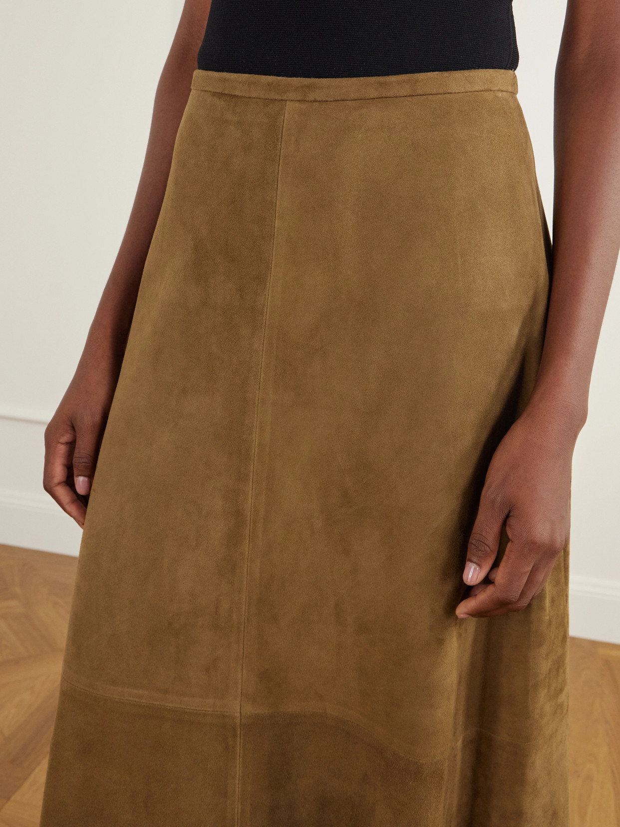 Helius Paneled Midi