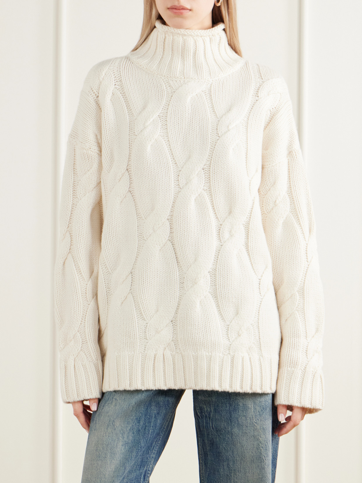 Wara Cable-Knit Cashmere Turtleneck Sweater
