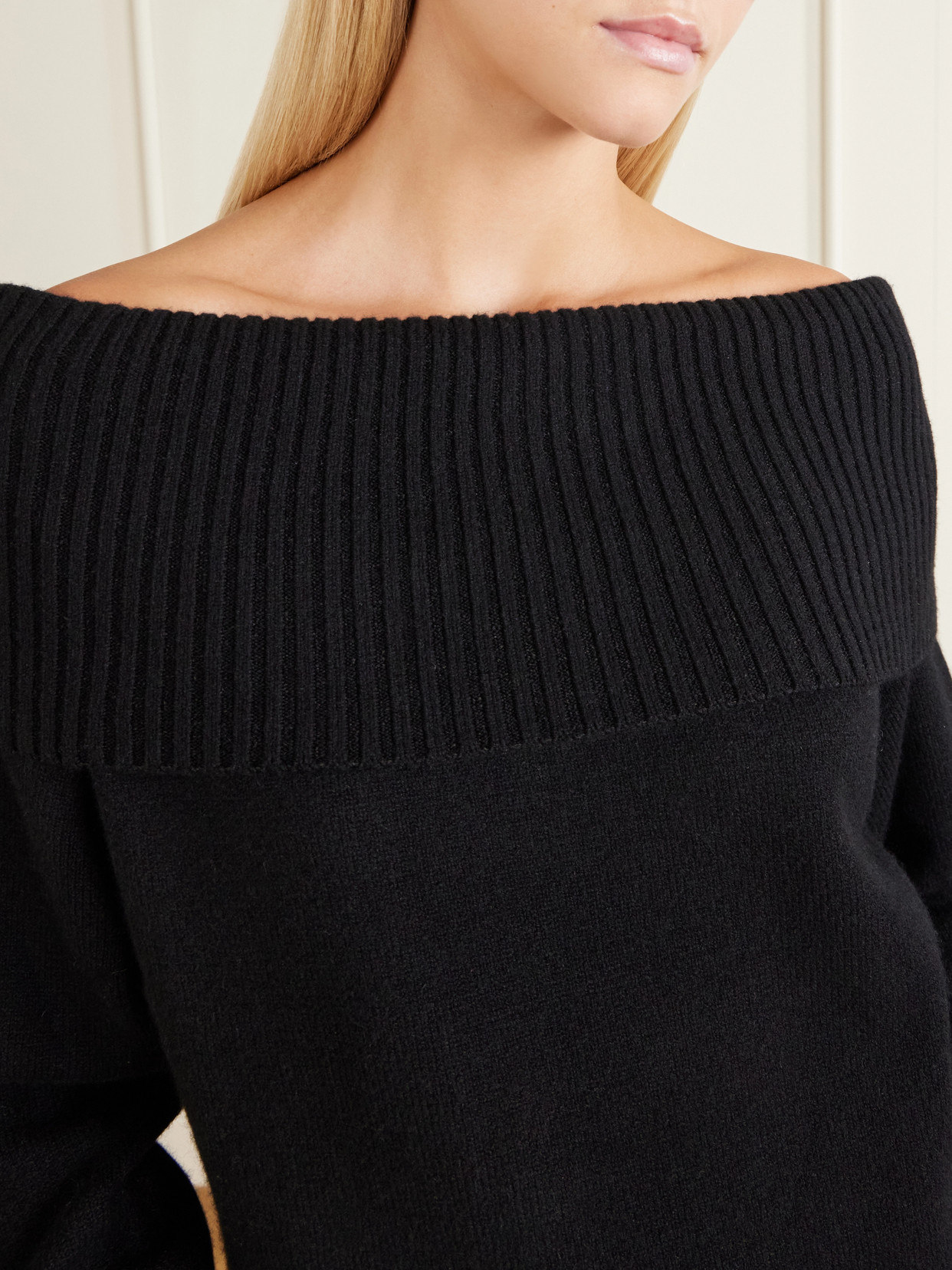 Sibyl Turtleneck Cashmere-Blend Sweater