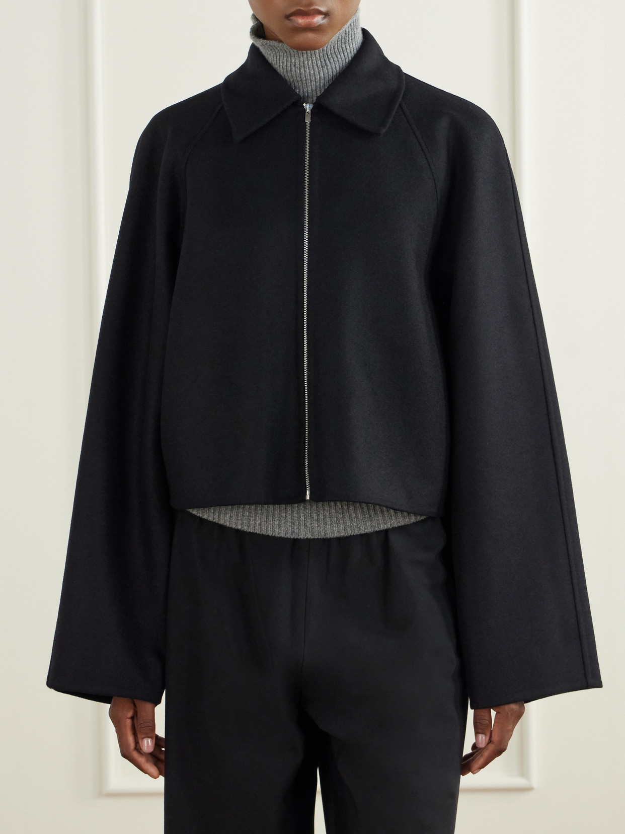 Virgin Wool Cropped Jacket