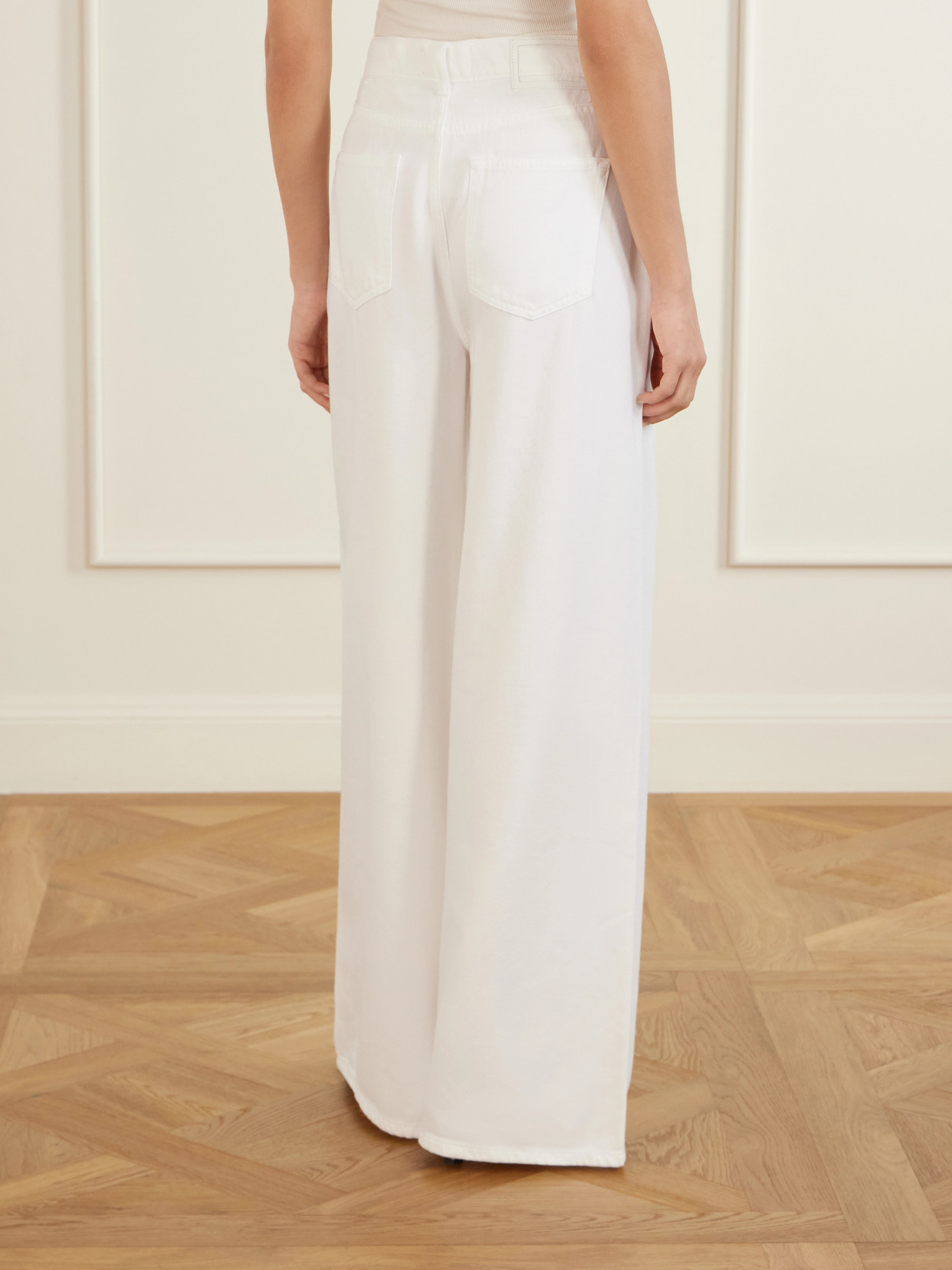 High-Rise Wide- Leg