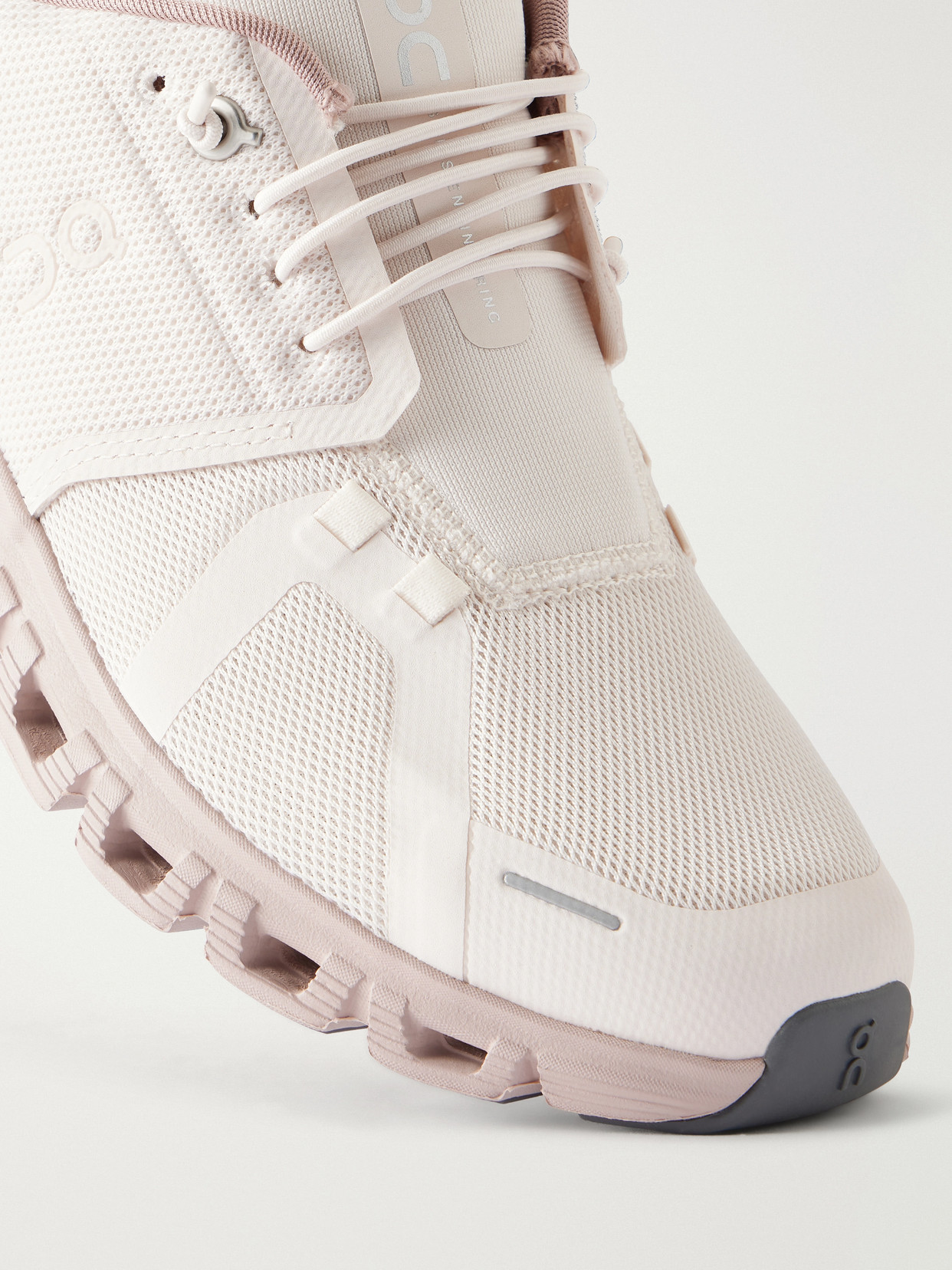 Cloud 6 Sneakers