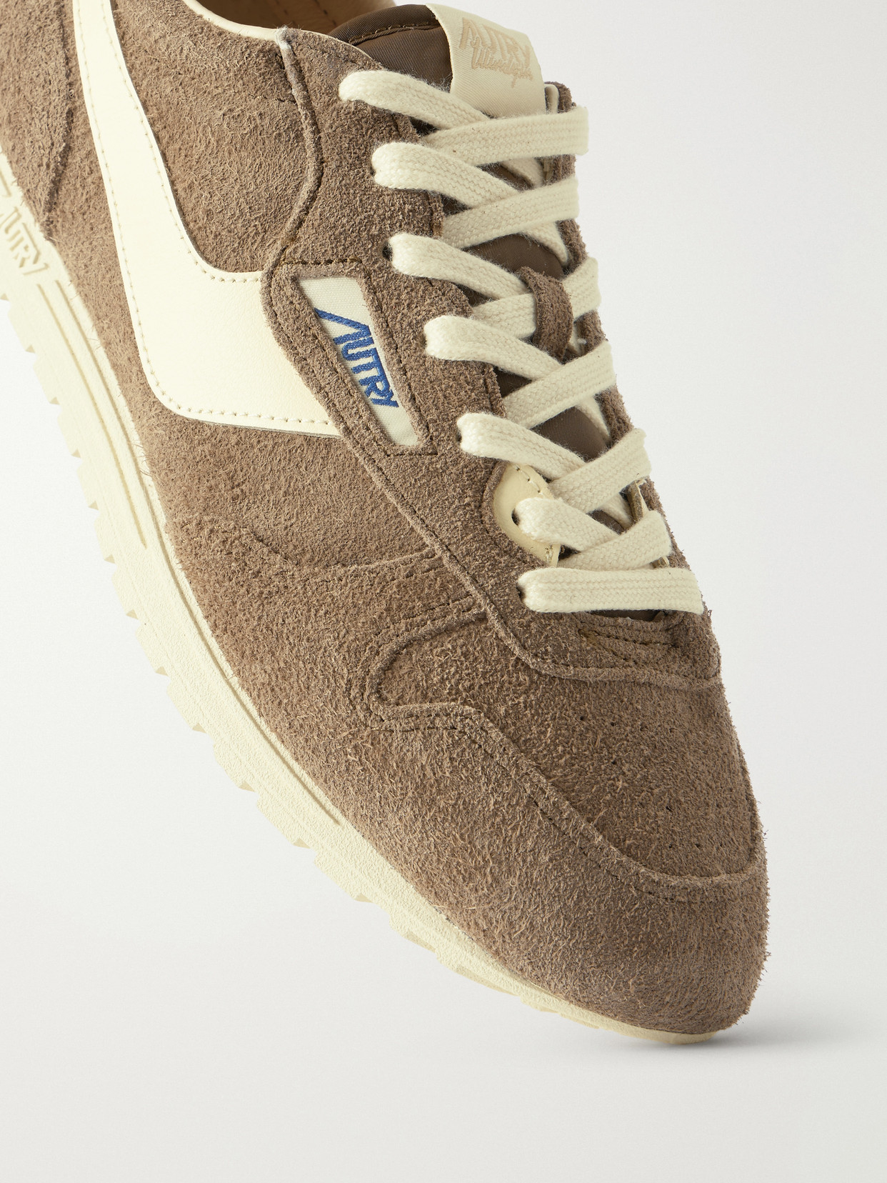 Windspin Sneakers