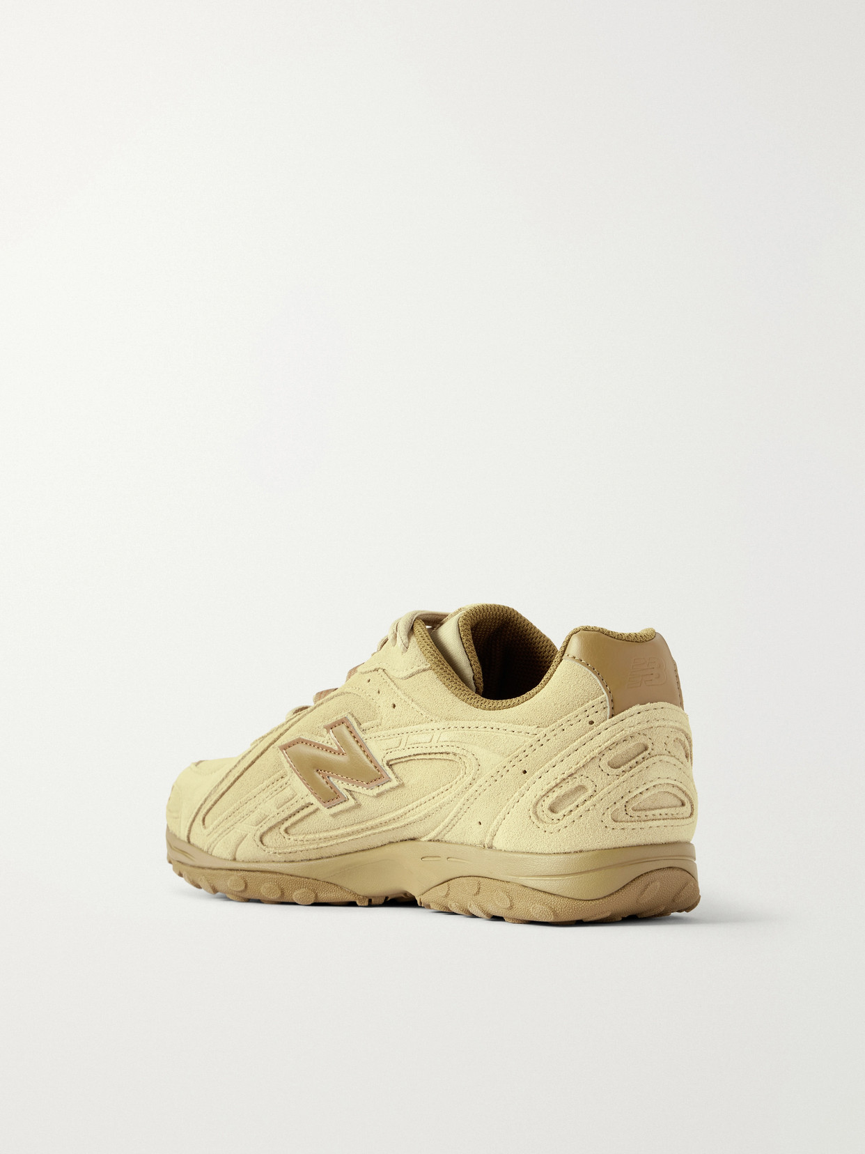 204L Sneakers