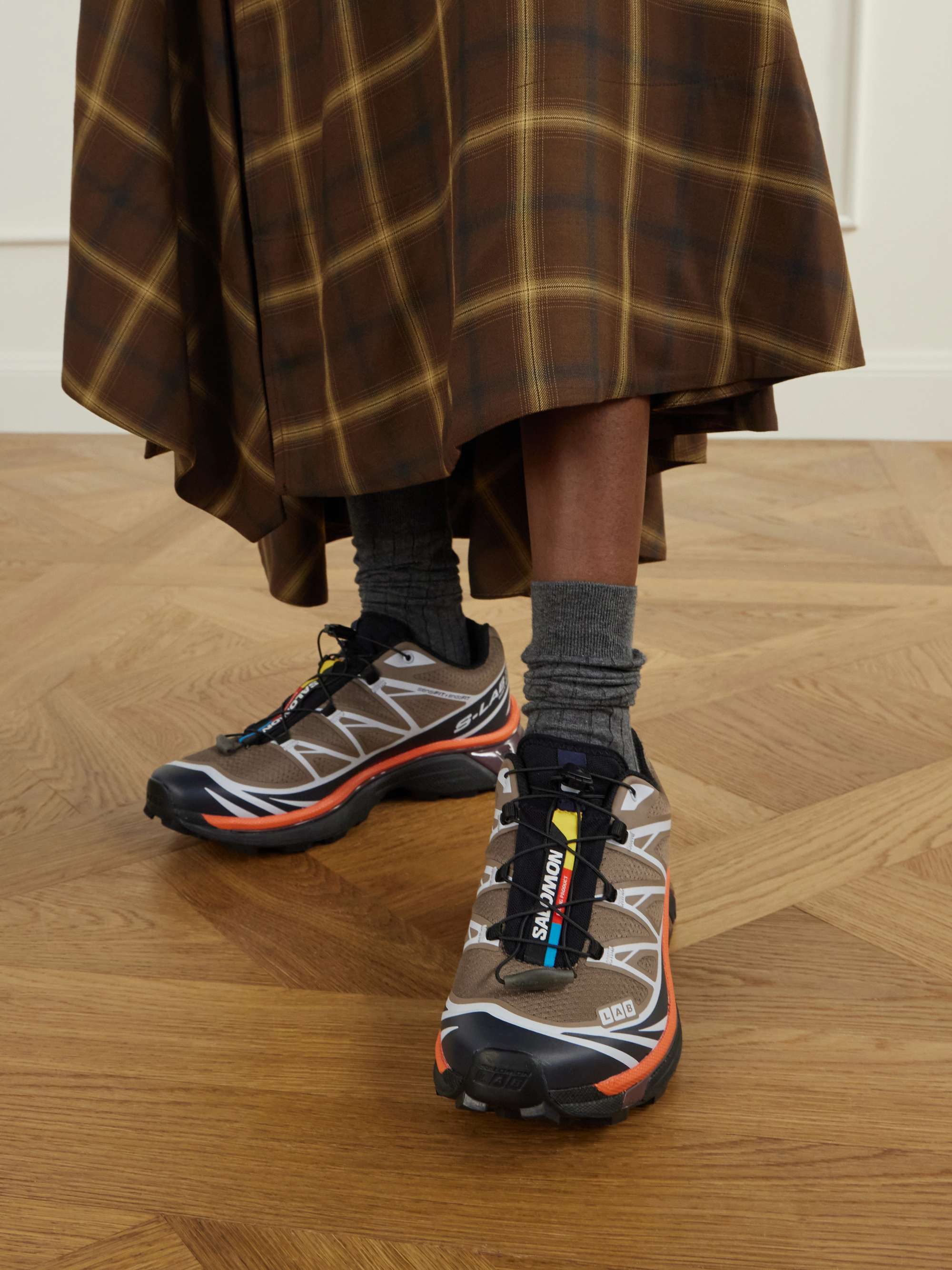 SALOMON 