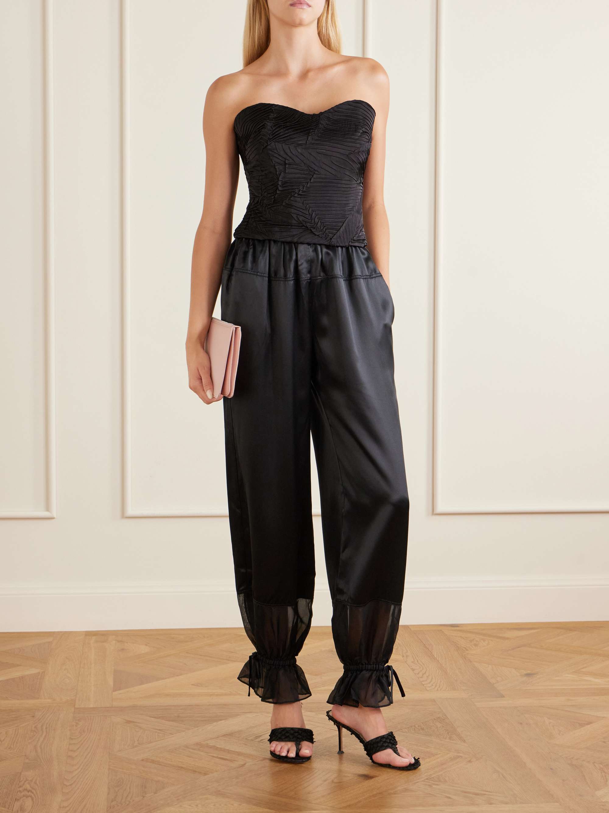 ULLA JOHNSON 