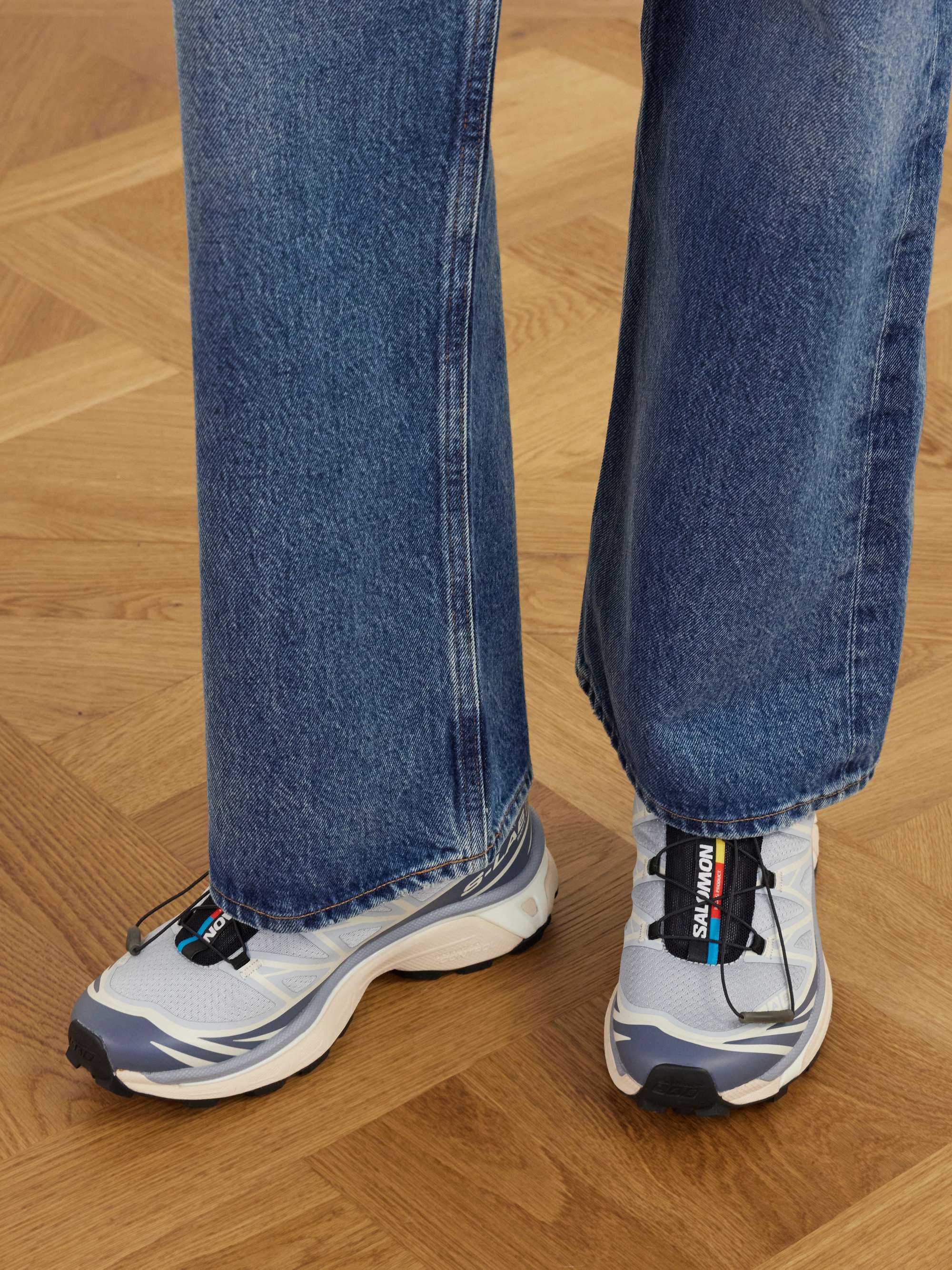 SALOMON 