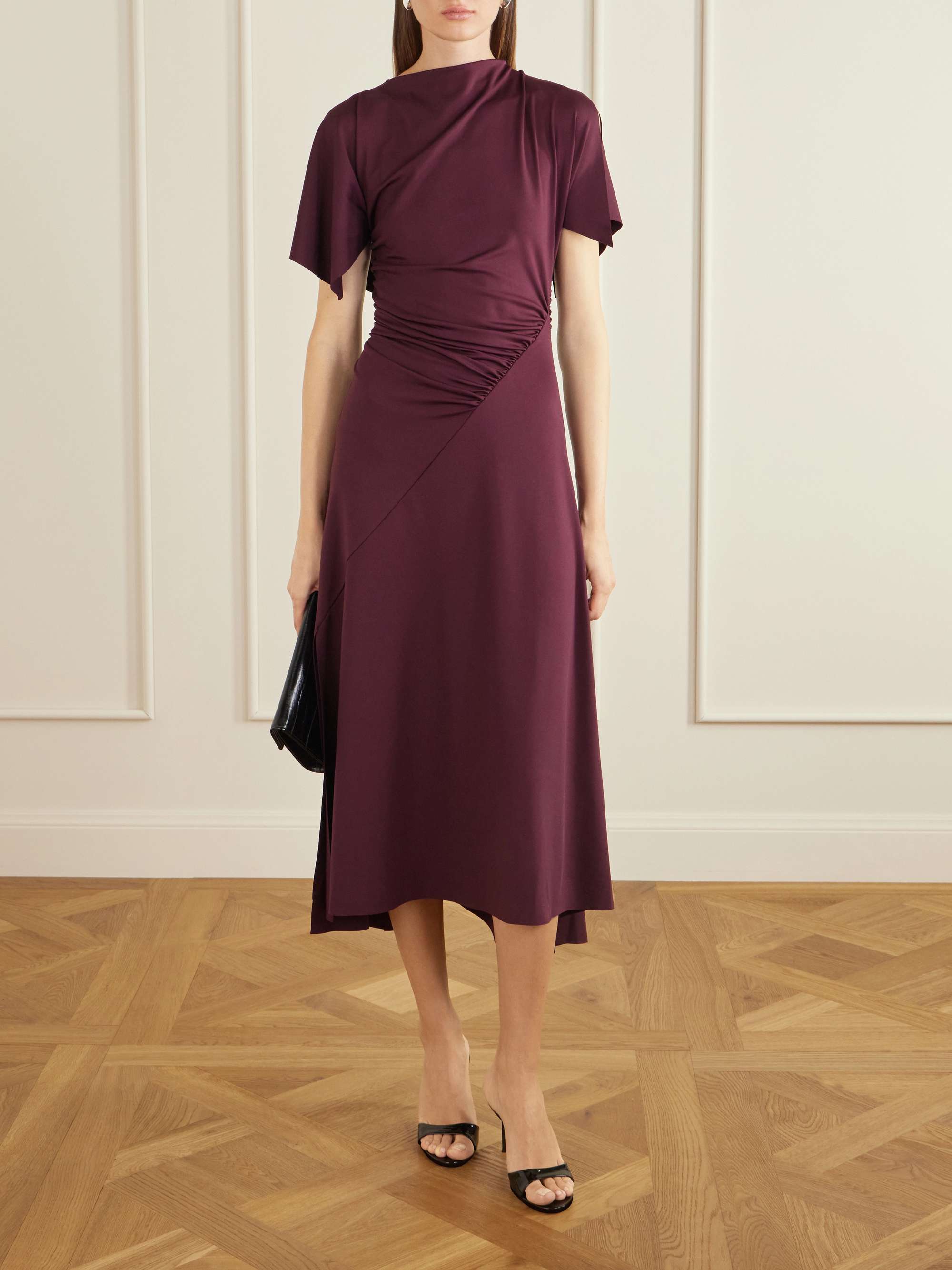 VICTORIA BECKHAM 
