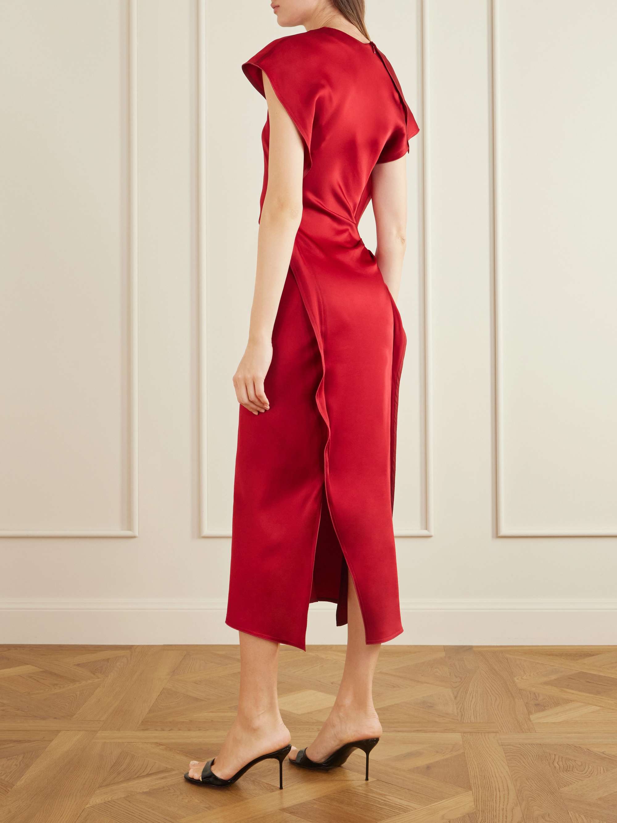 VICTORIA BECKHAM 