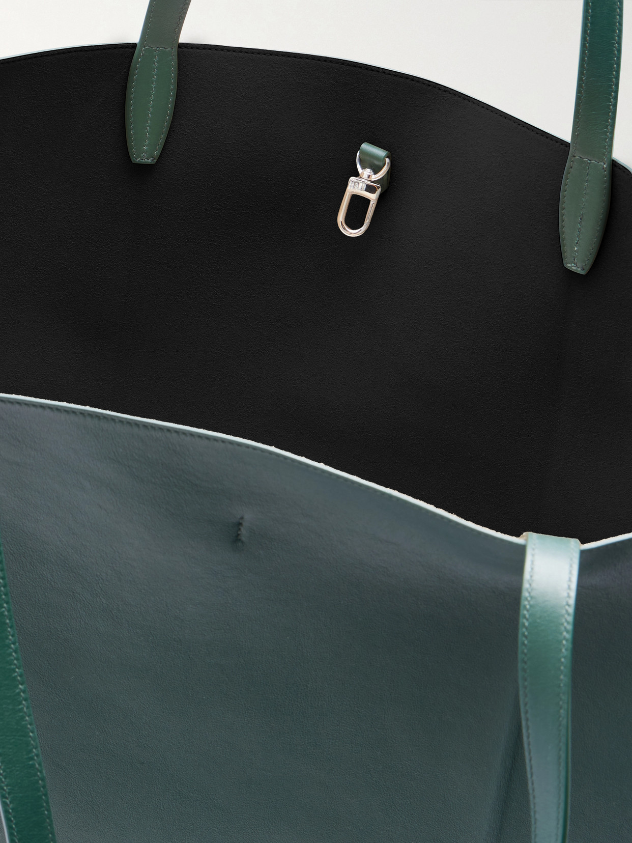 Roam Leather Tote