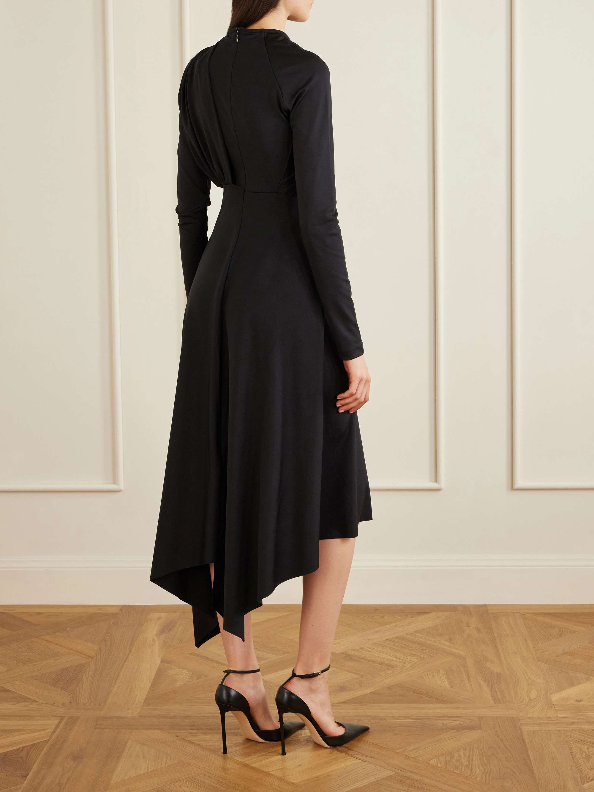 VICTORIA BECKHAM 