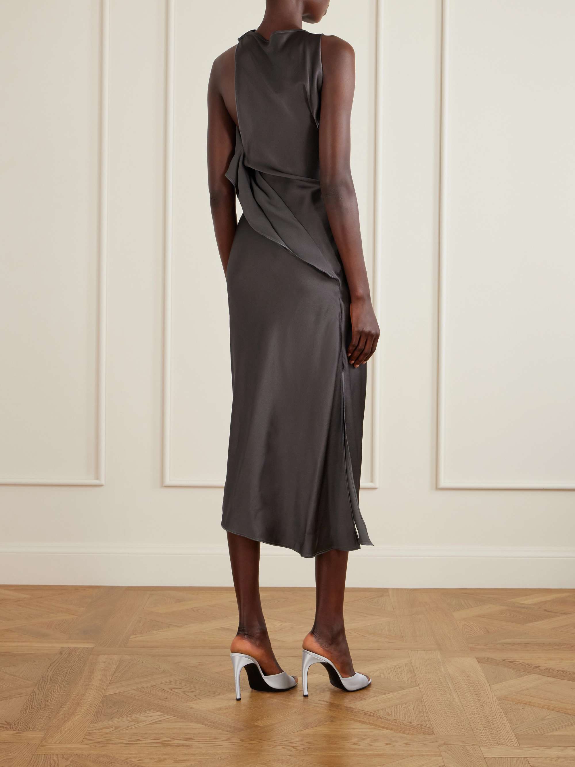 VICTORIA BECKHAM 