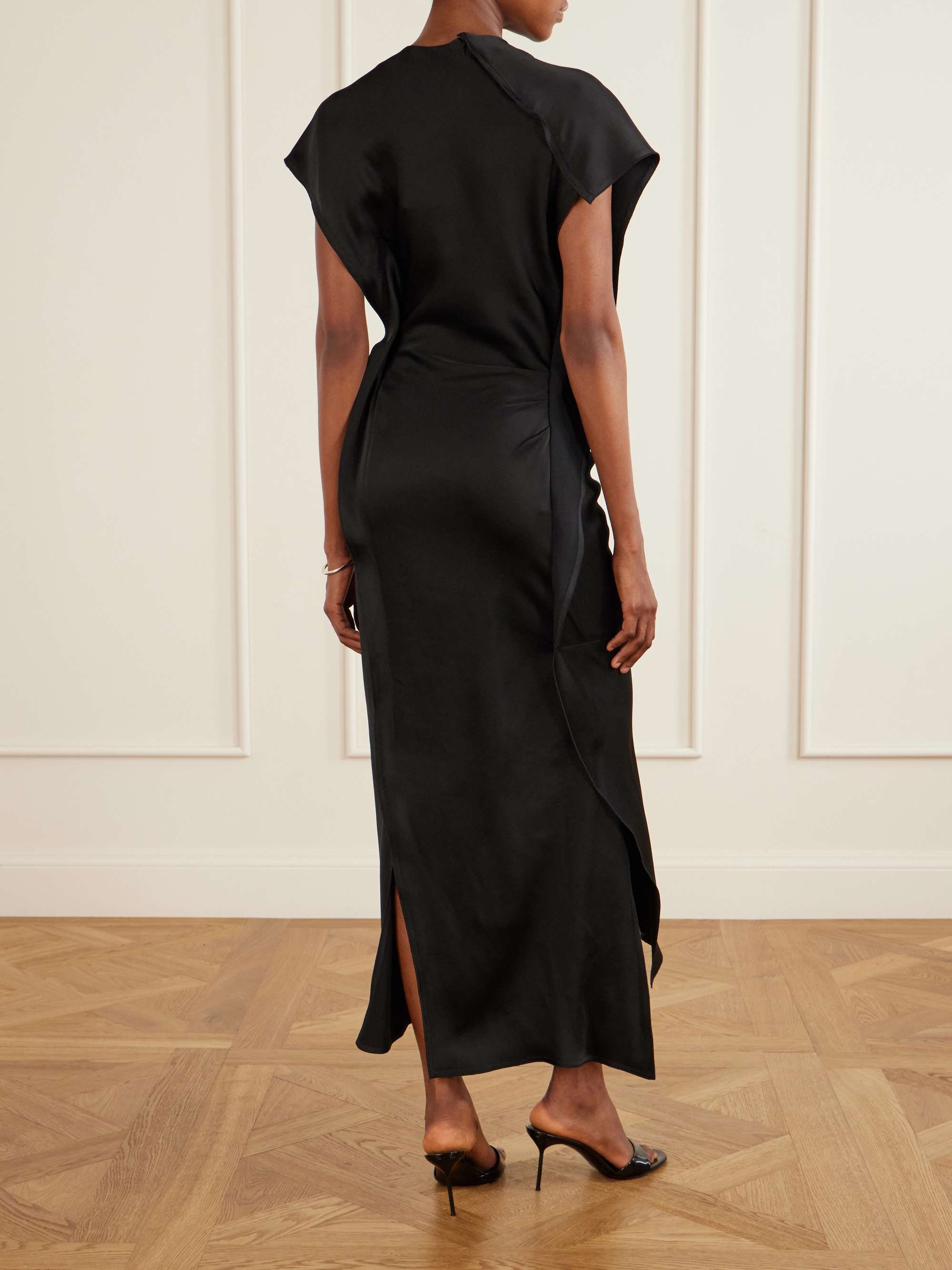 VICTORIA BECKHAM 