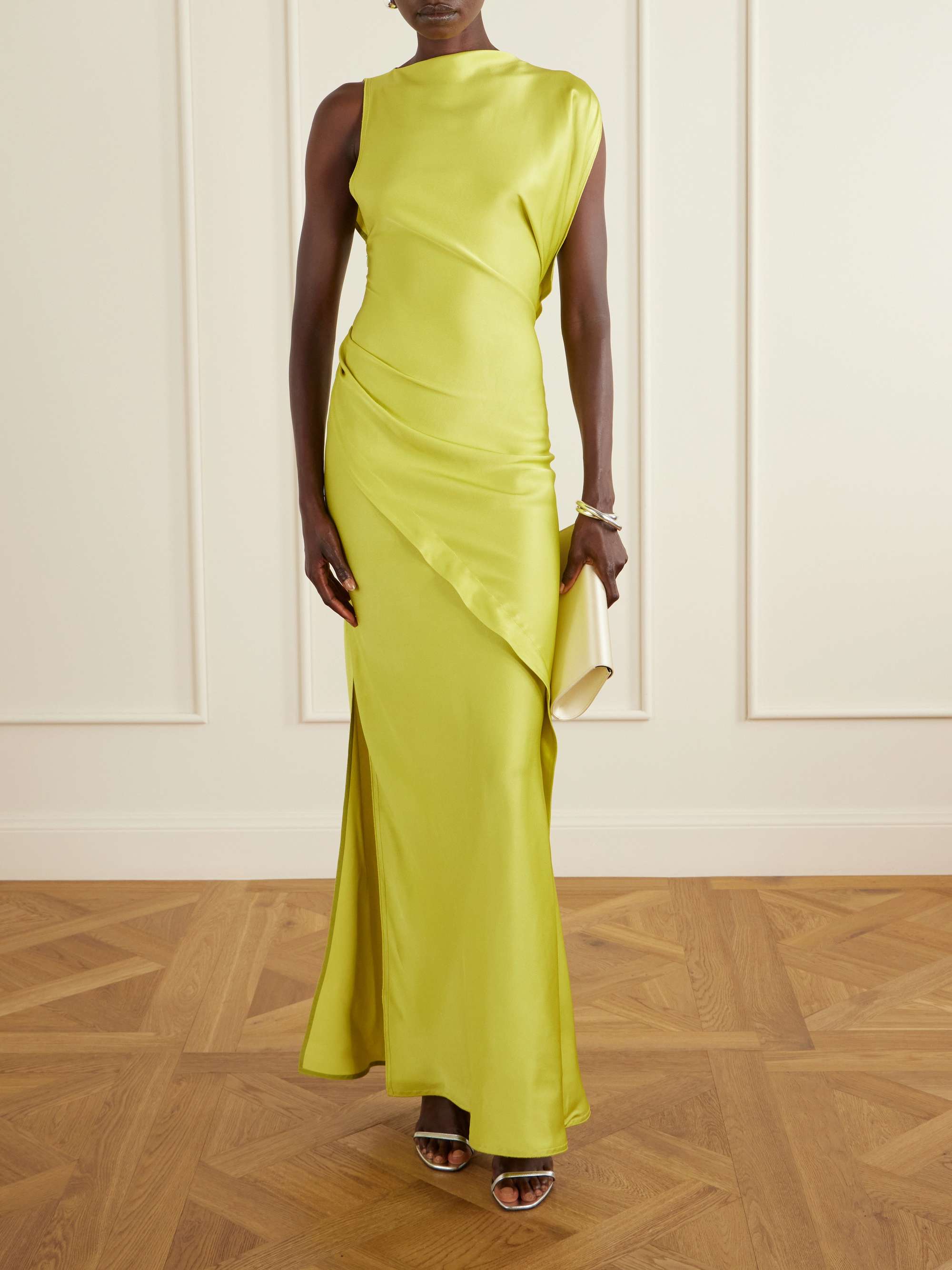 VICTORIA BECKHAM 