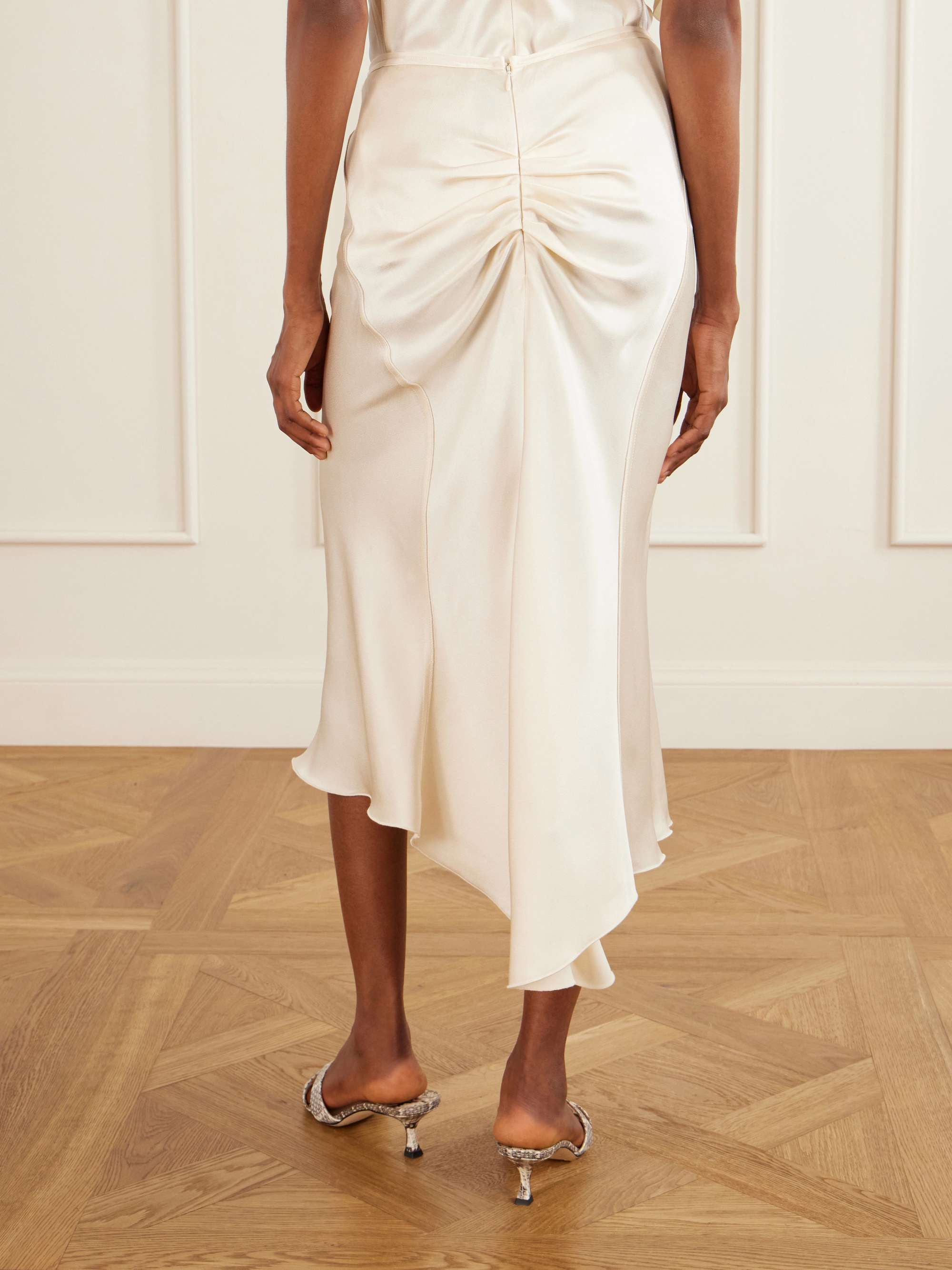 VICTORIA BECKHAM 