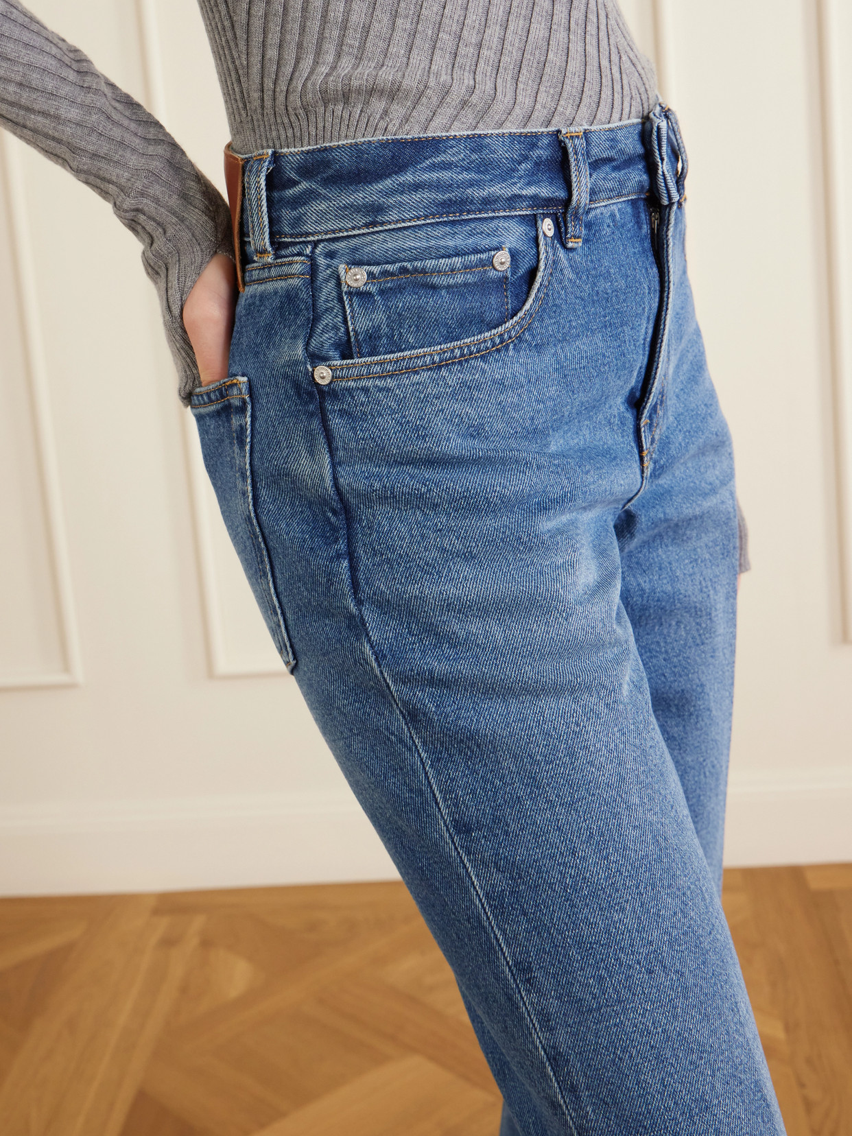 Low-Waist Flared Jeans