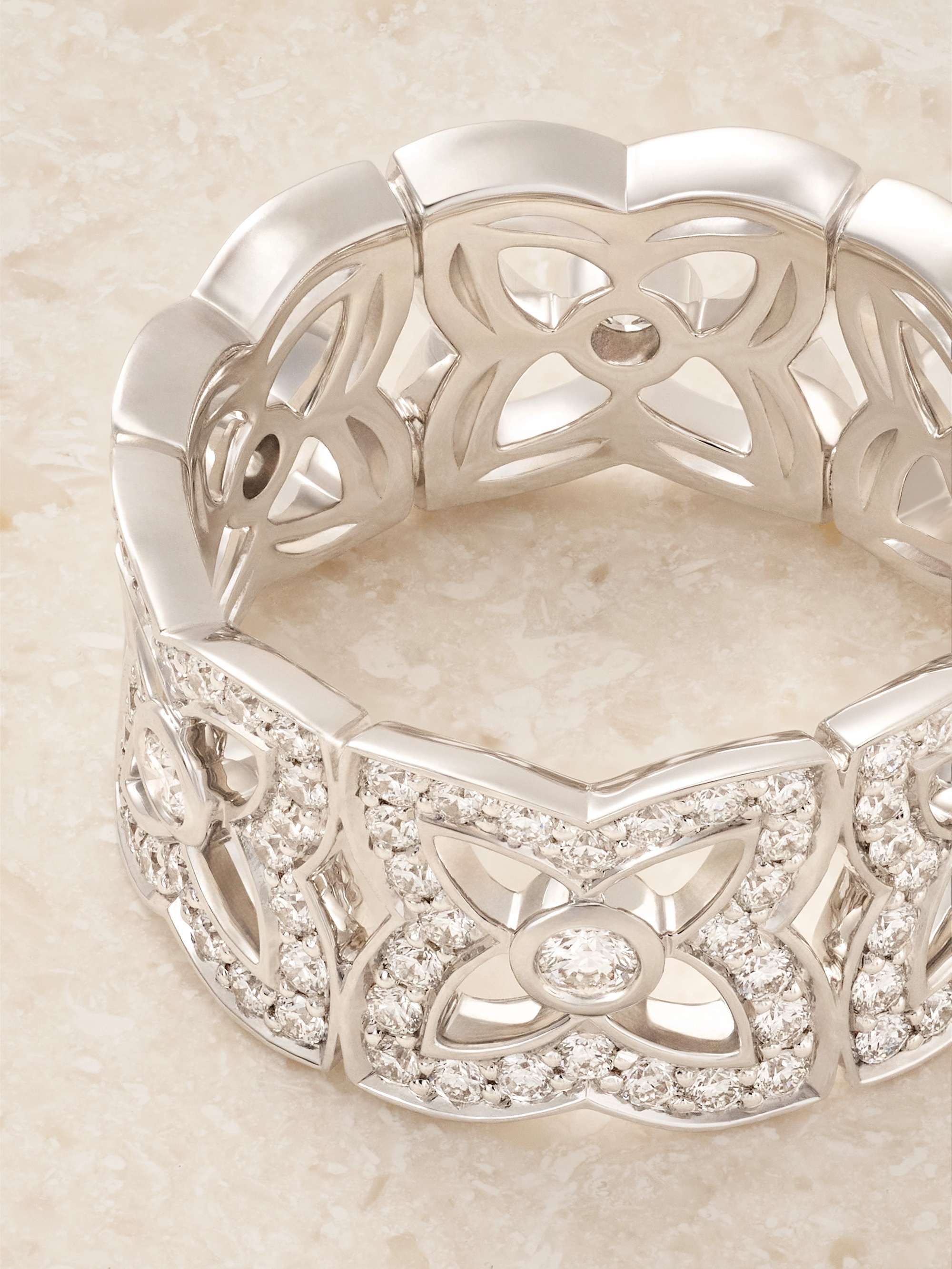 DE BEERS 