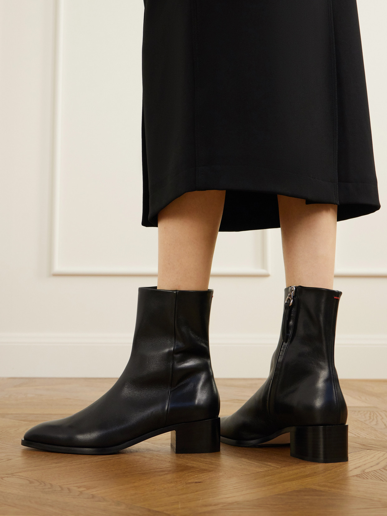 Aeyde Lee 40 Leather Ankle Boots In Black