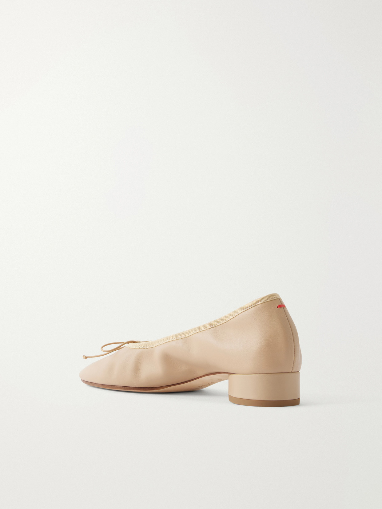 Onda 25 Bow-Detail Pumps