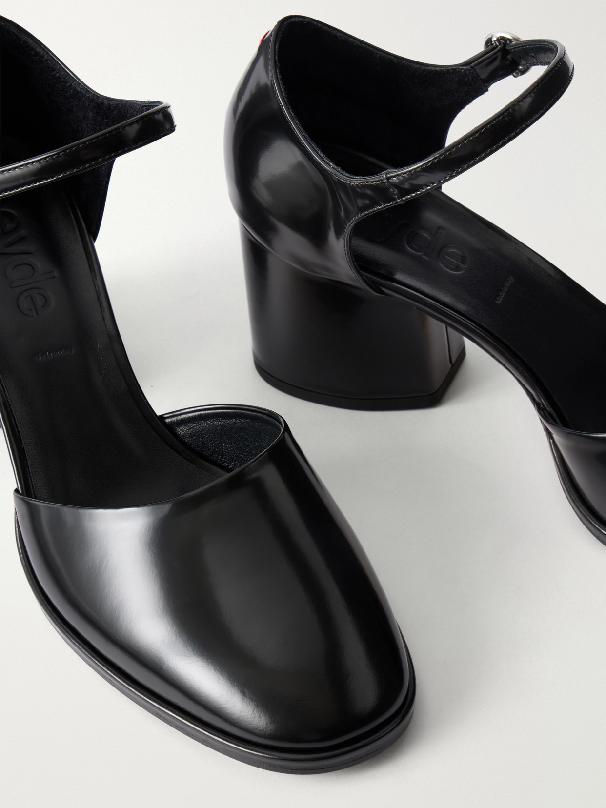 Rana 65 Pumps