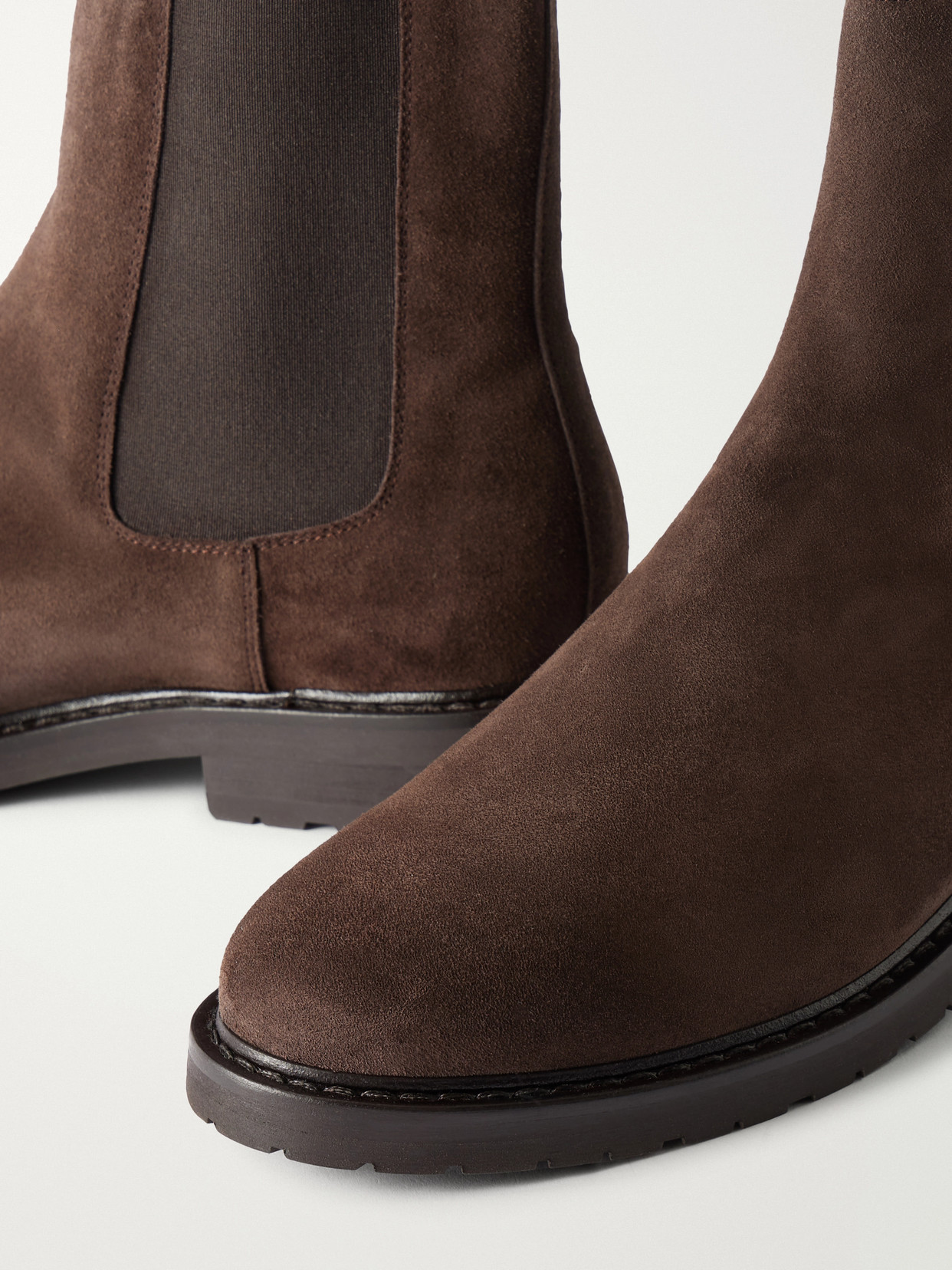 25 Chelsea Ankle Boots