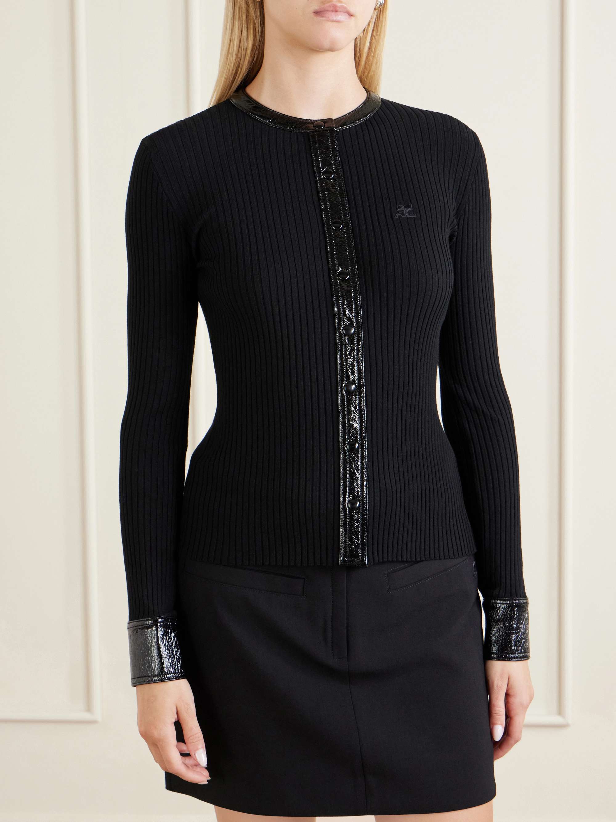COURRÈGES 
