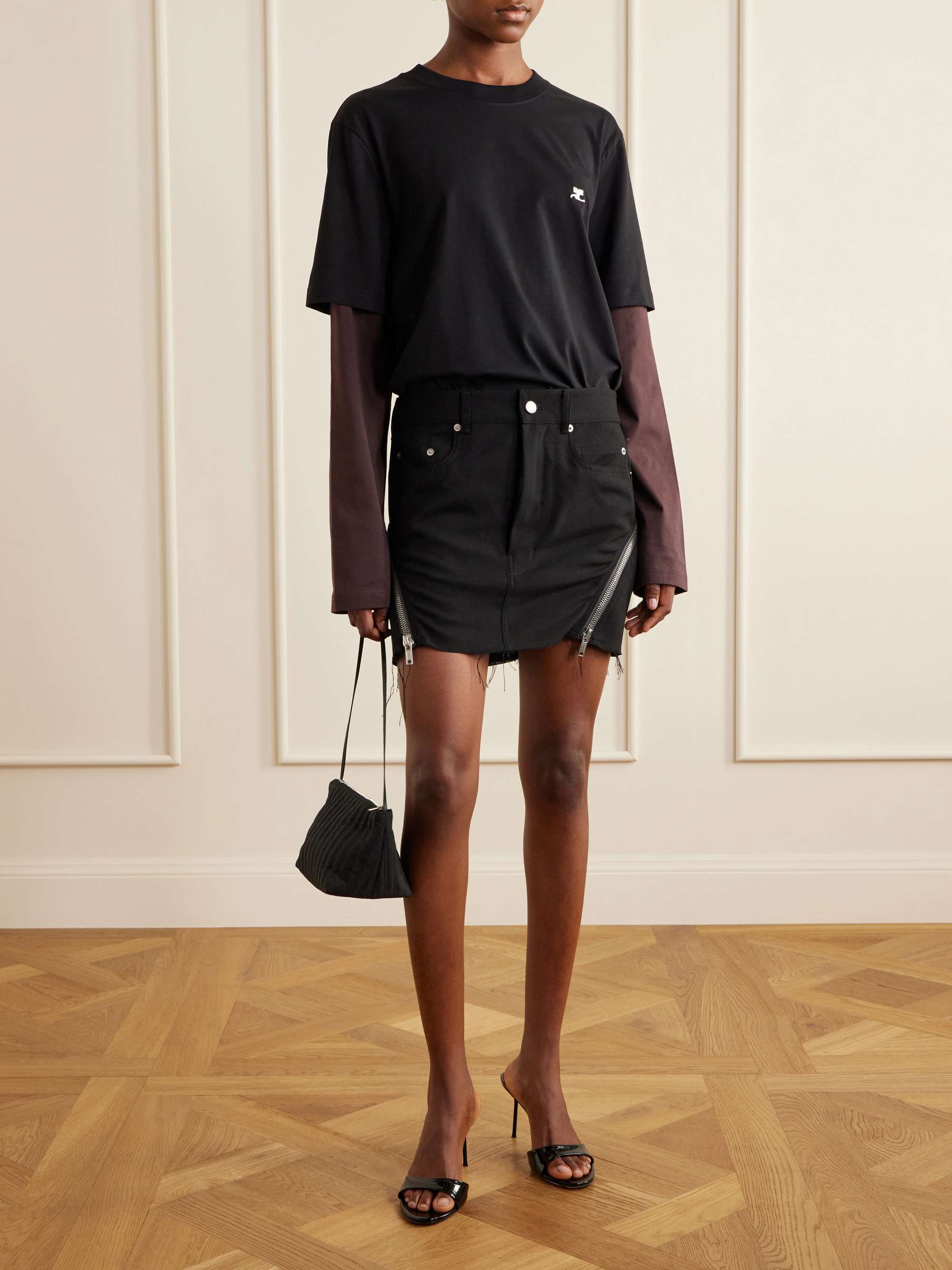 COURRÈGES 