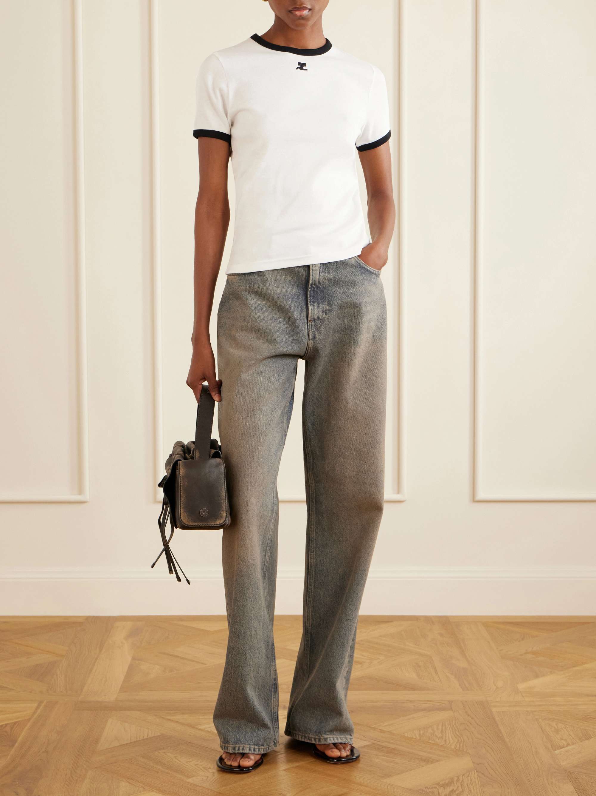 COURRÈGES 