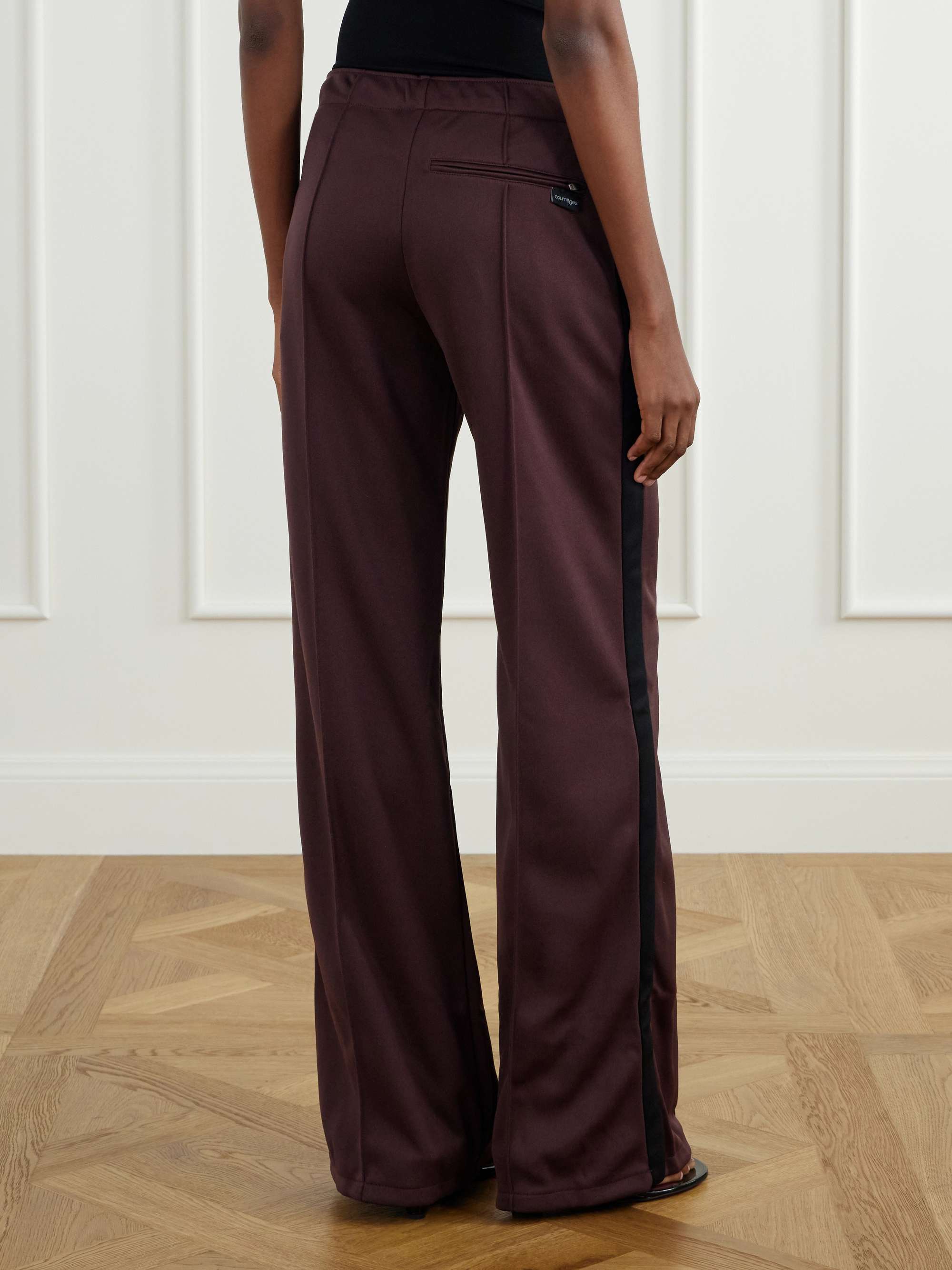 COURRÈGES 