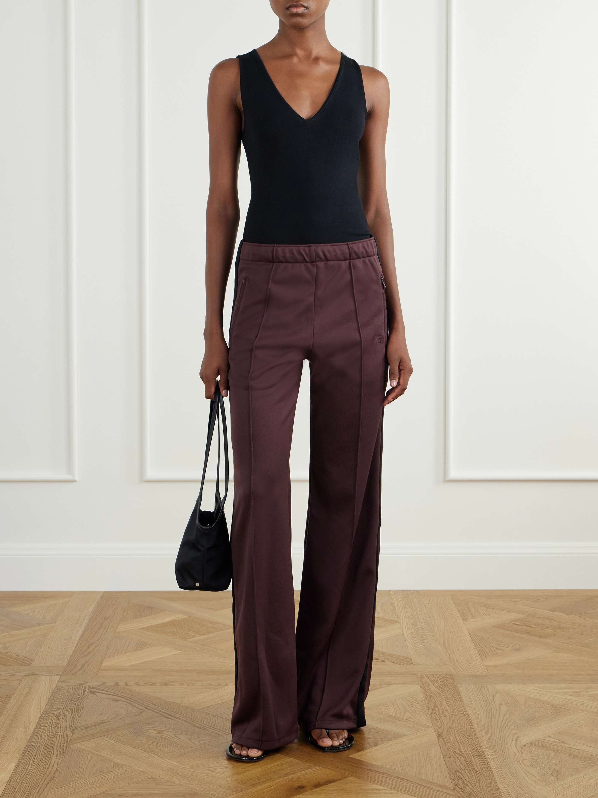 COURRÈGES 