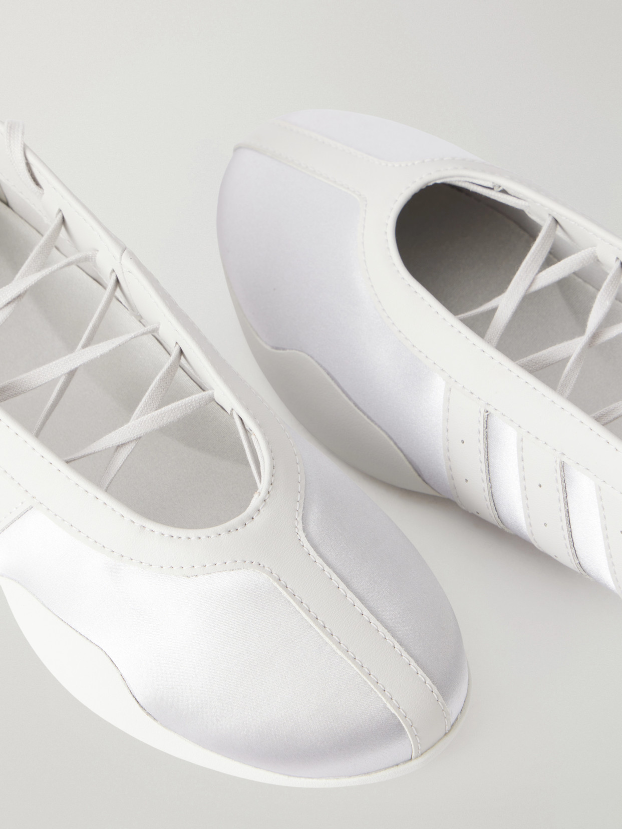 Taekwondo Mei Lace-Up Ballet Flats