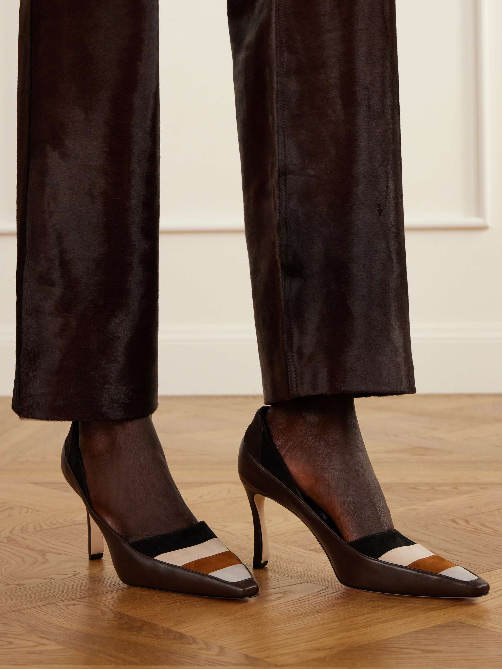 MANOLO BLAHNIK 