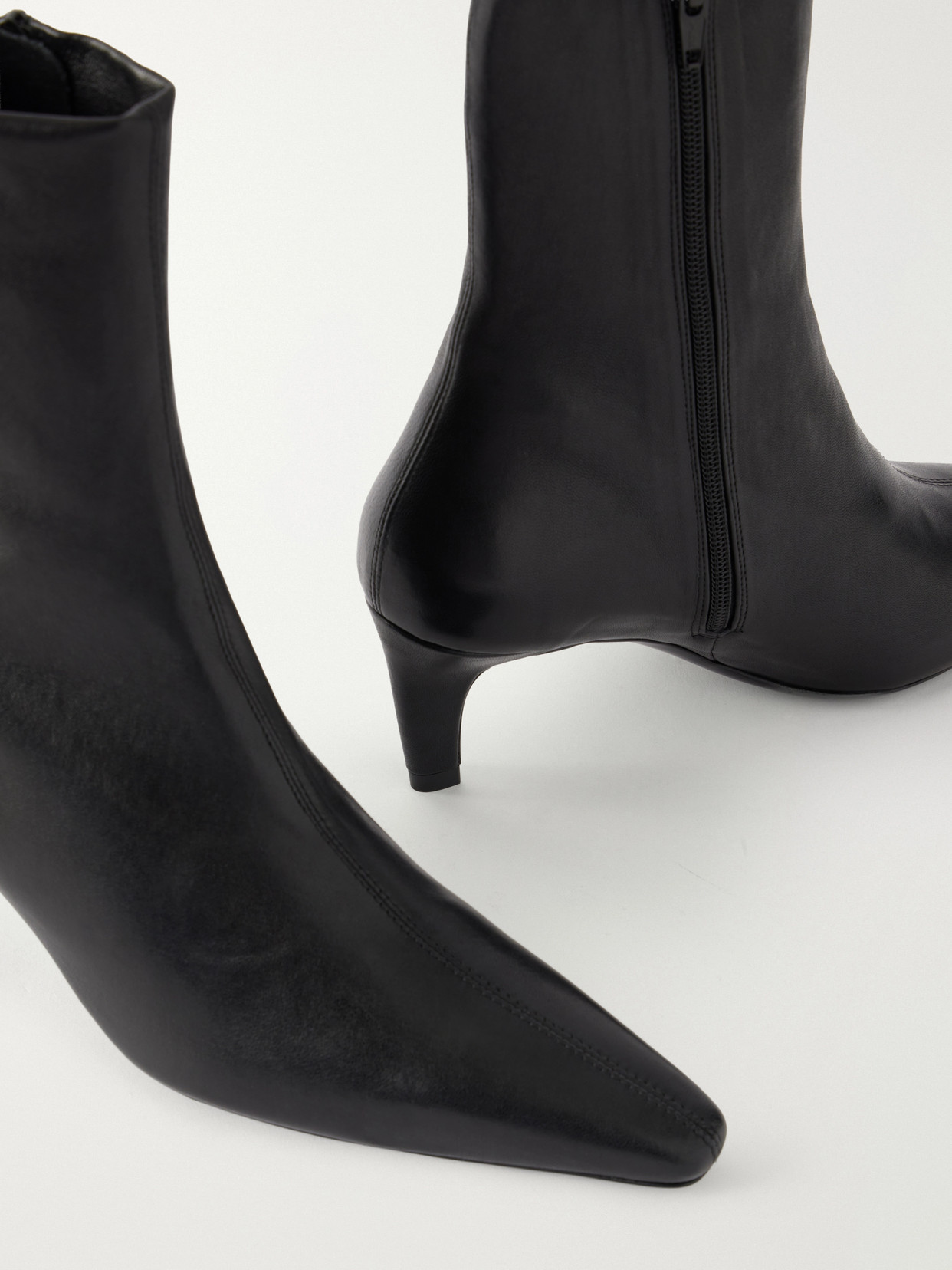 Jude Cave Leather Ankle Boots In Black