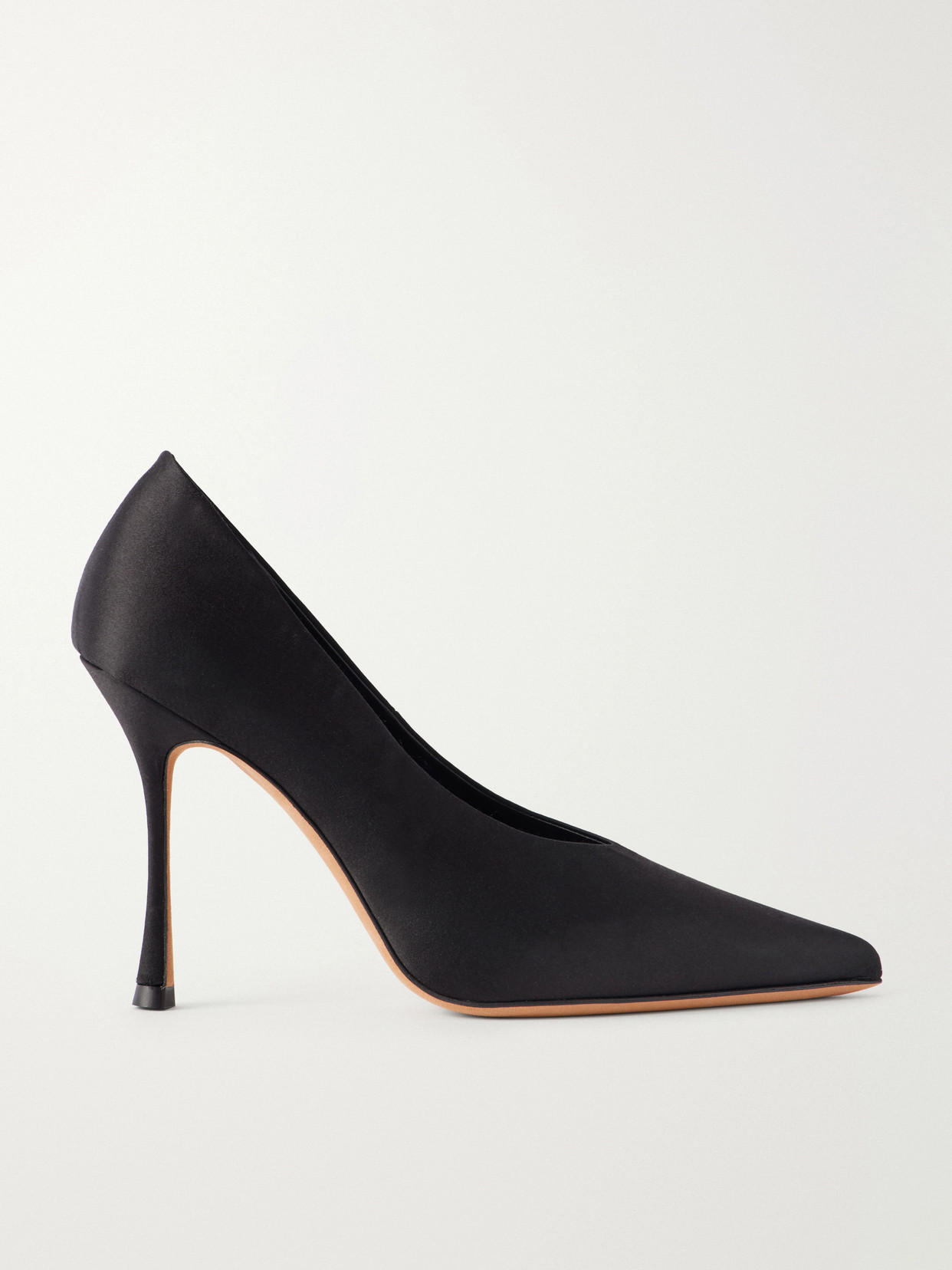 Jude Kiss 105 Satin Pumps In Black