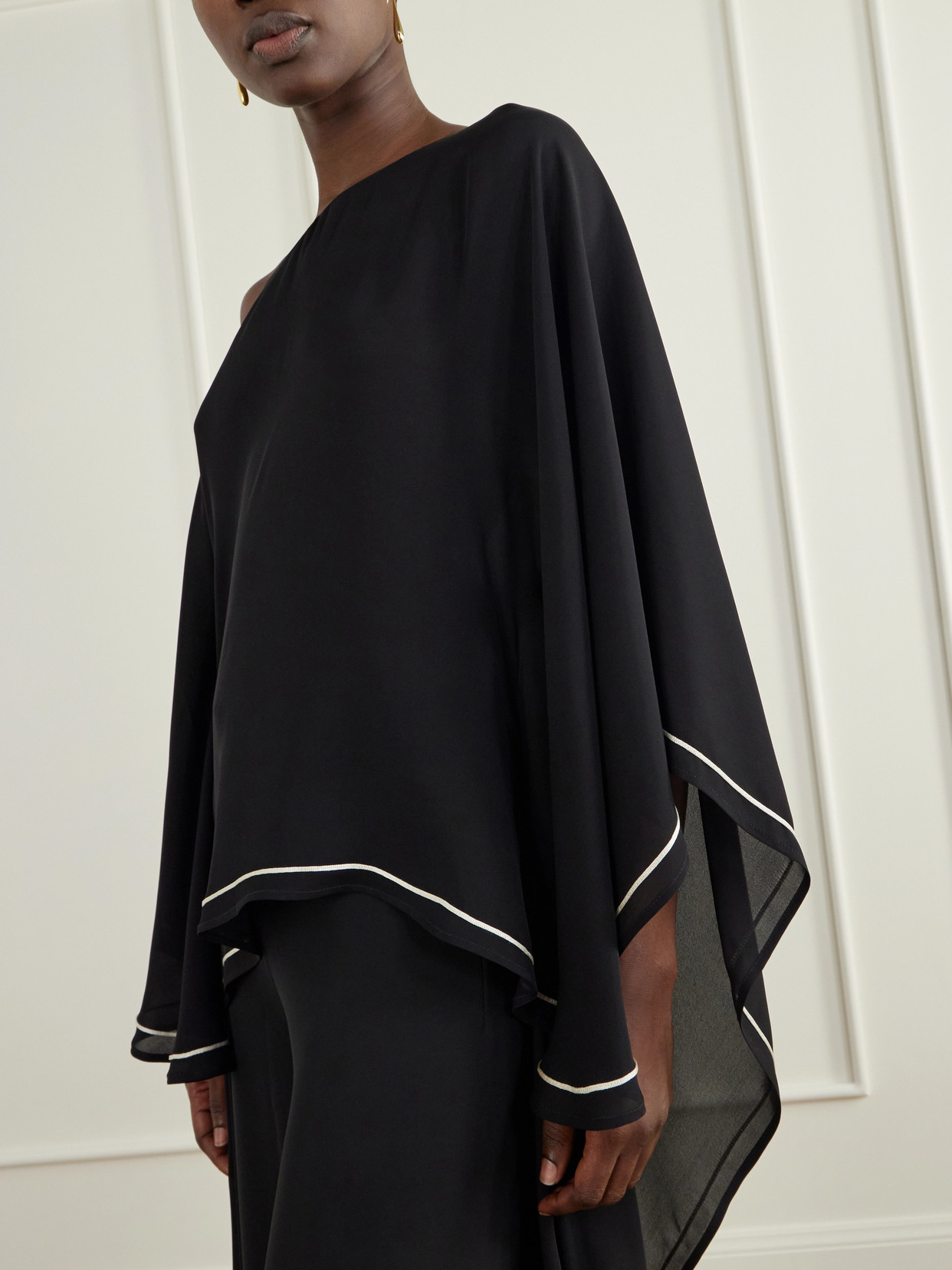 Permanecer Off-The-Shoulder Silk-Georgette Blouse