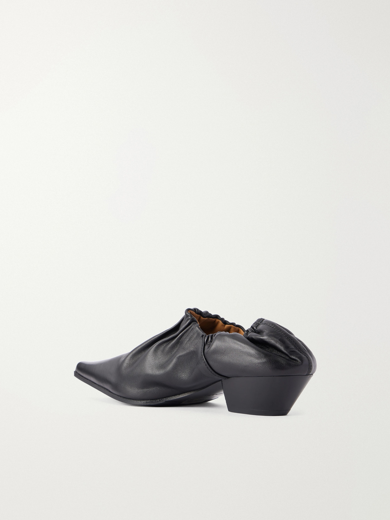 Ranch Envelope 35 Gathered Pumps