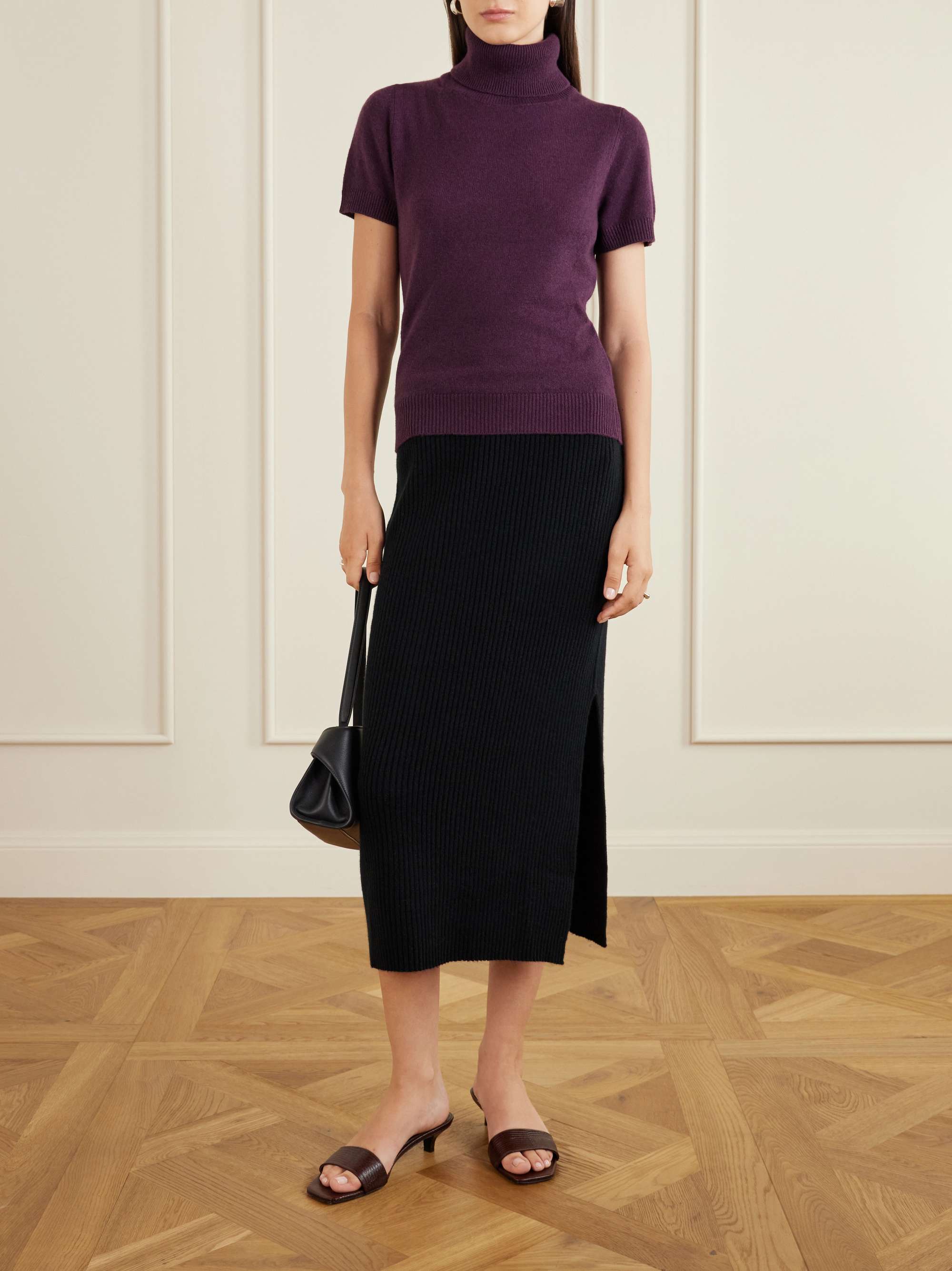 ALLUDE 