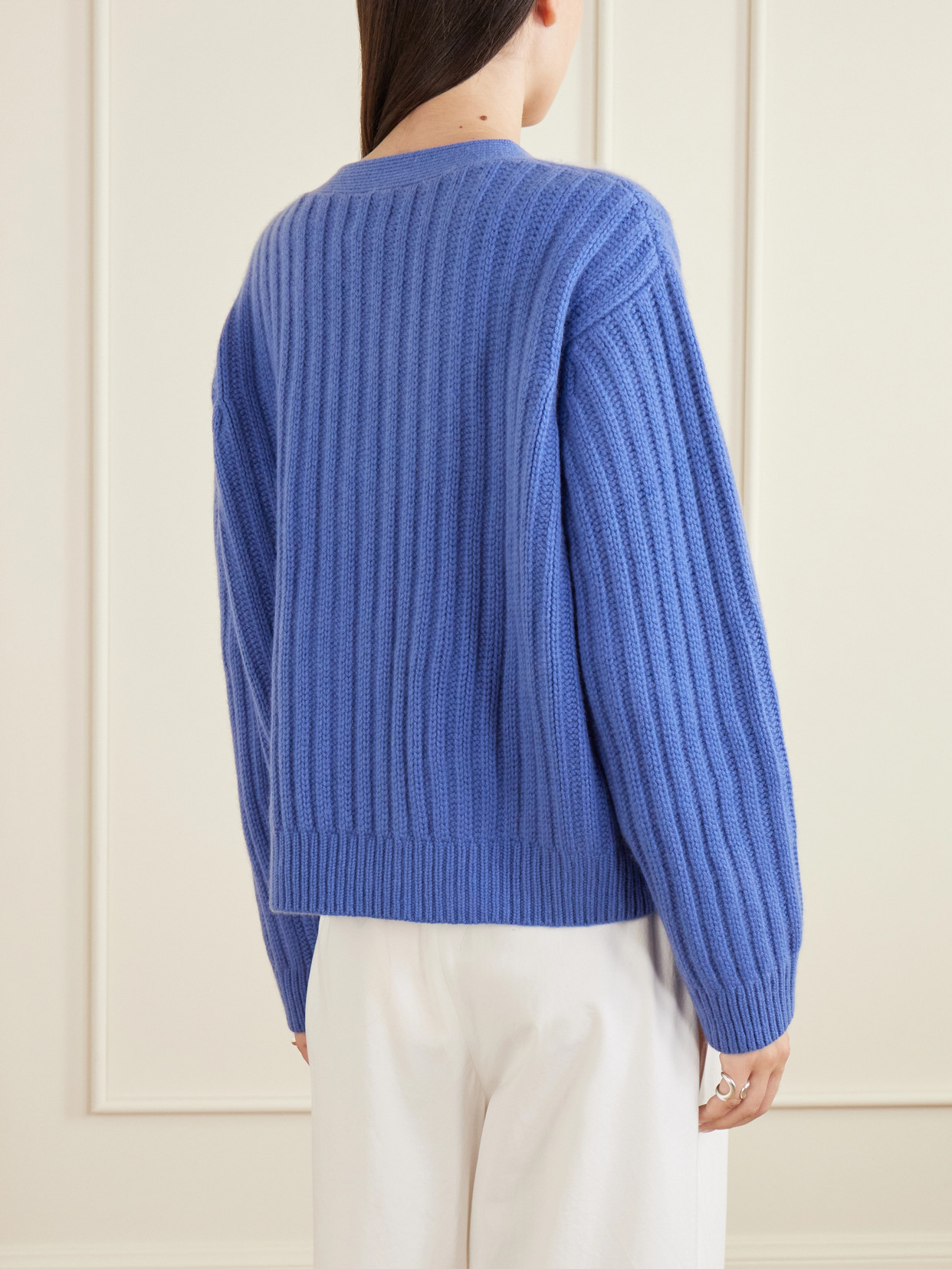 Allude Oversized Dropshoulder Knit Sweater In Blue
