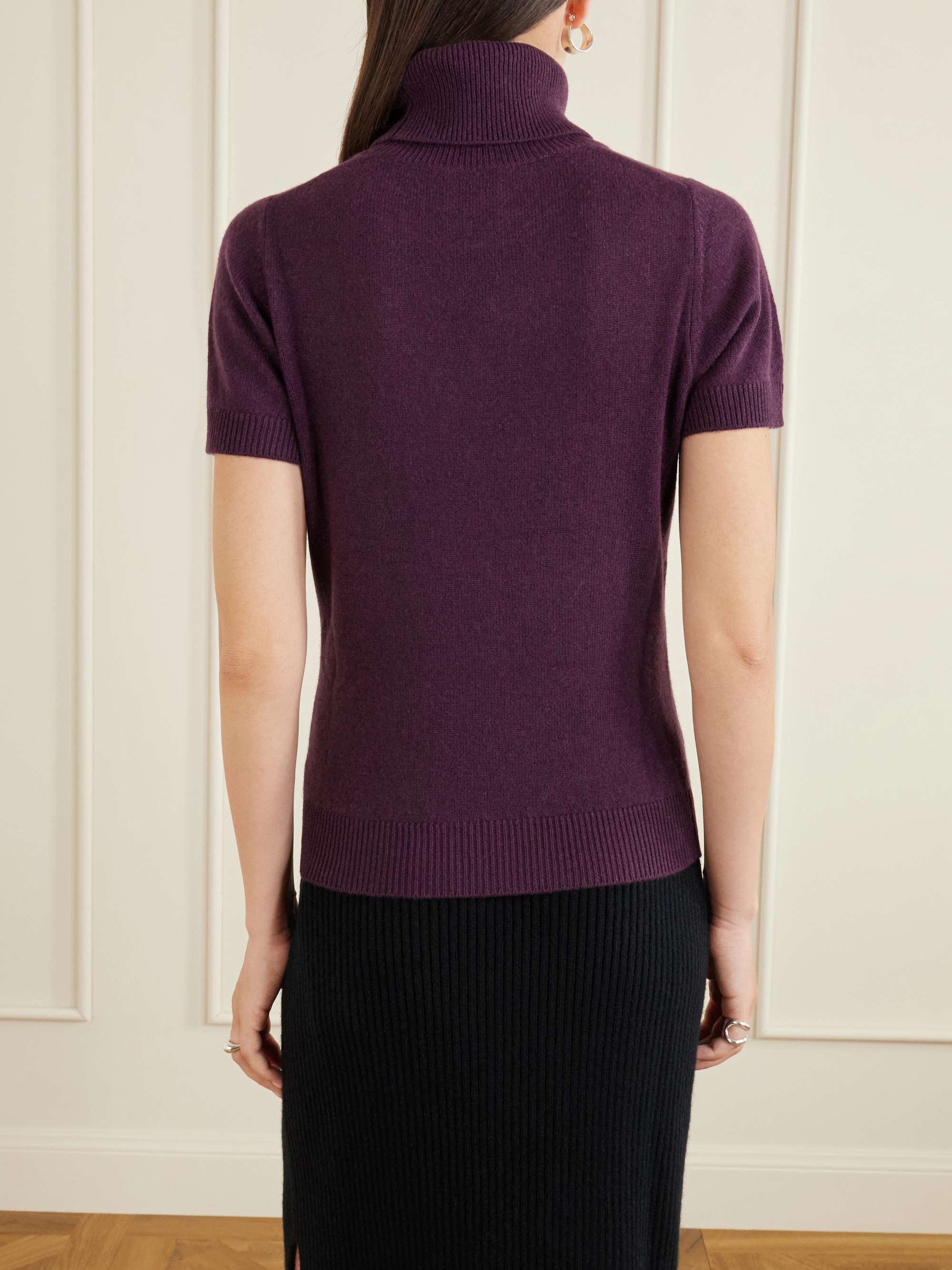 ALLUDE 