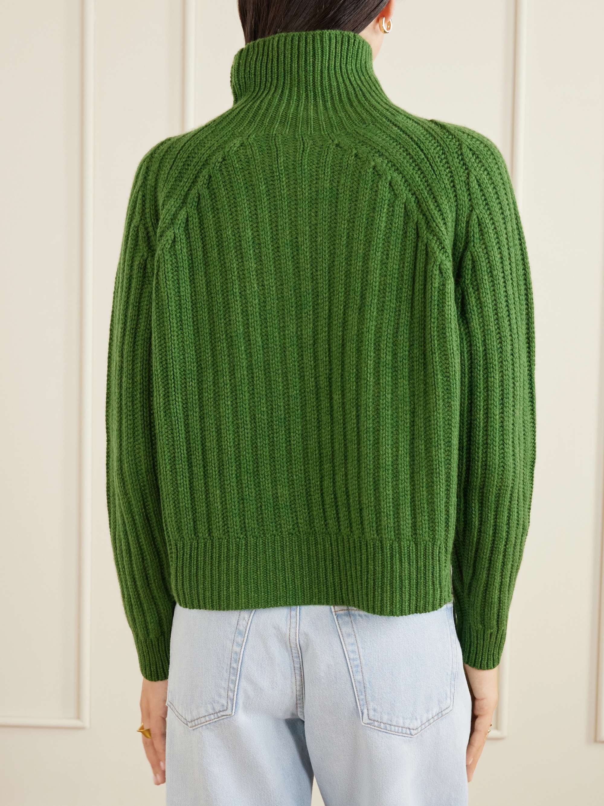 ALLUDE 