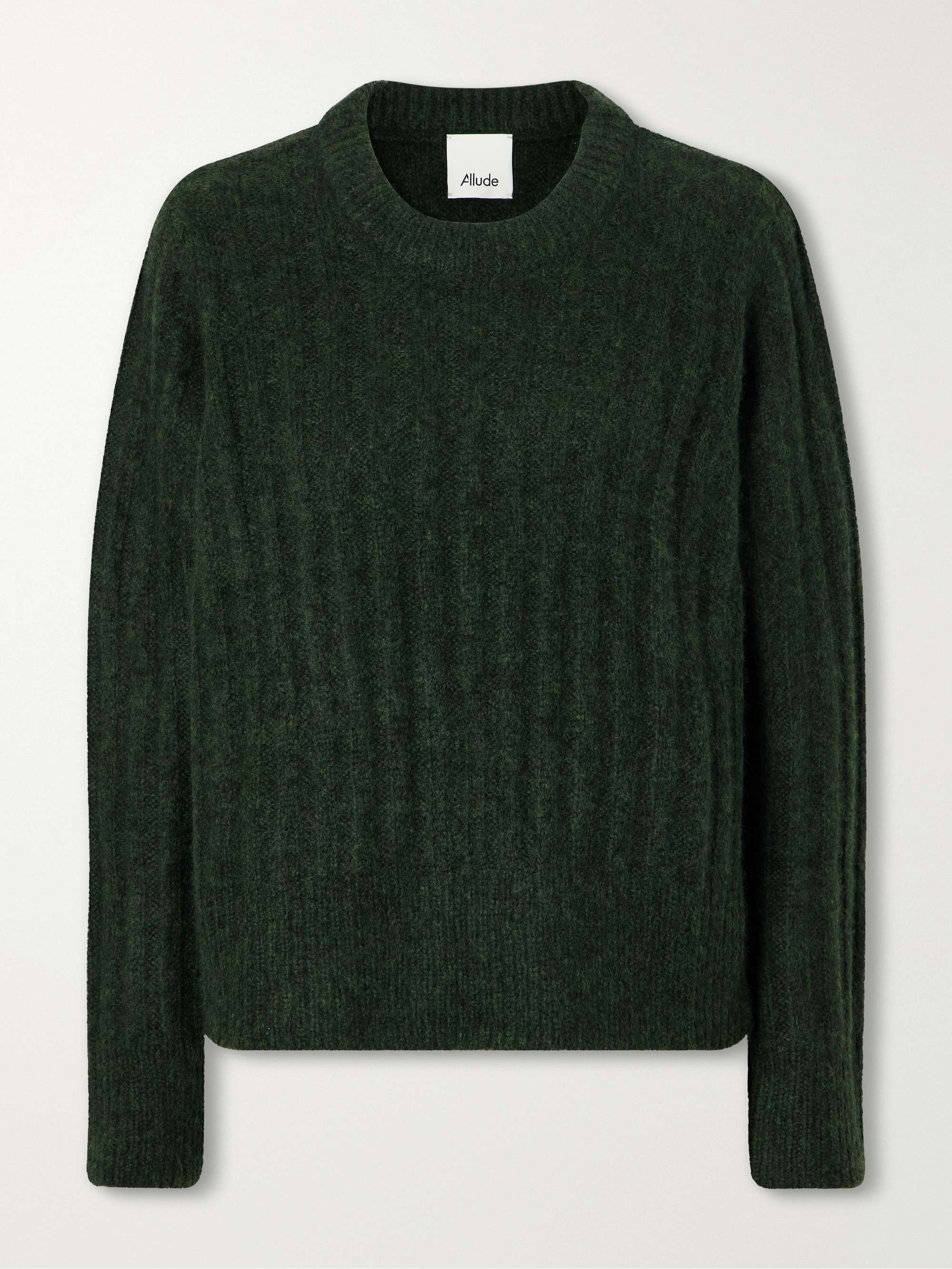 ALLUDE 