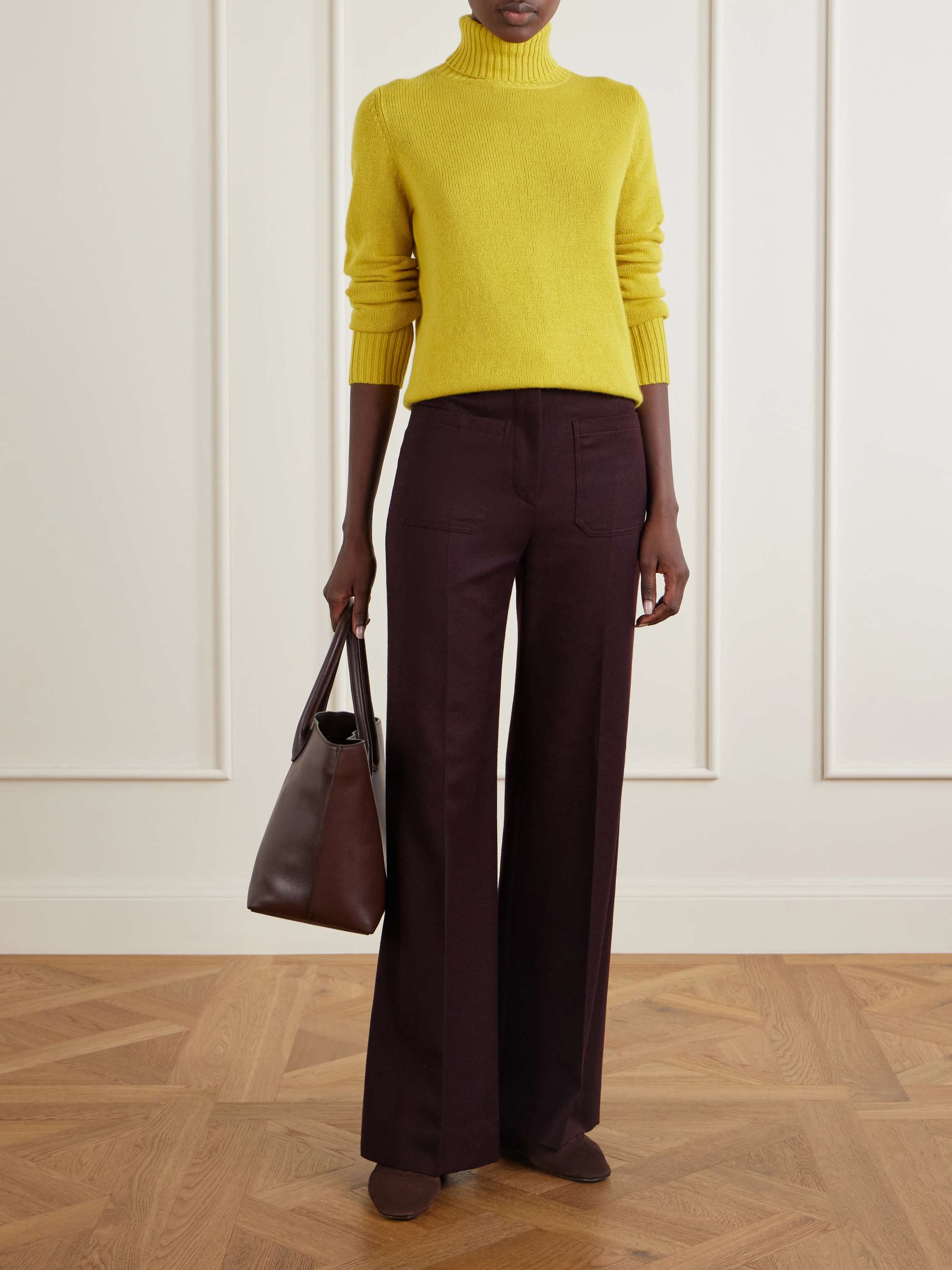 ALLUDE 