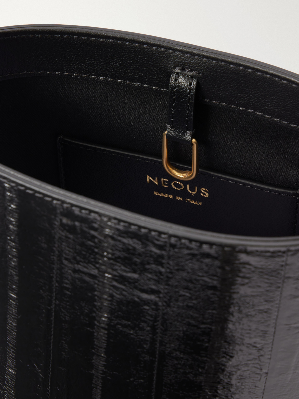 Pardalis 2.0 Eel-Effect Shoulder Bag