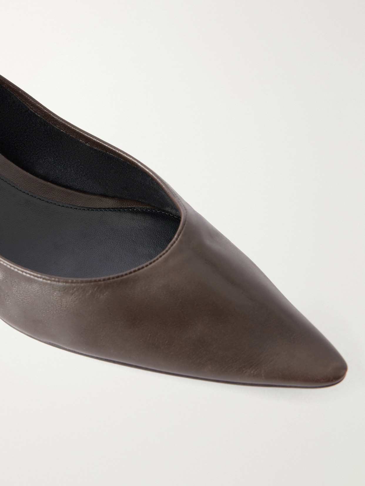 Liisa Kitten Three Pumps