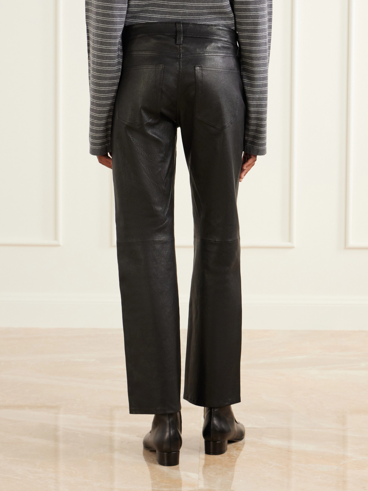 Frame The Cigarette Low-rise Straight-leg Leather Pants In Black