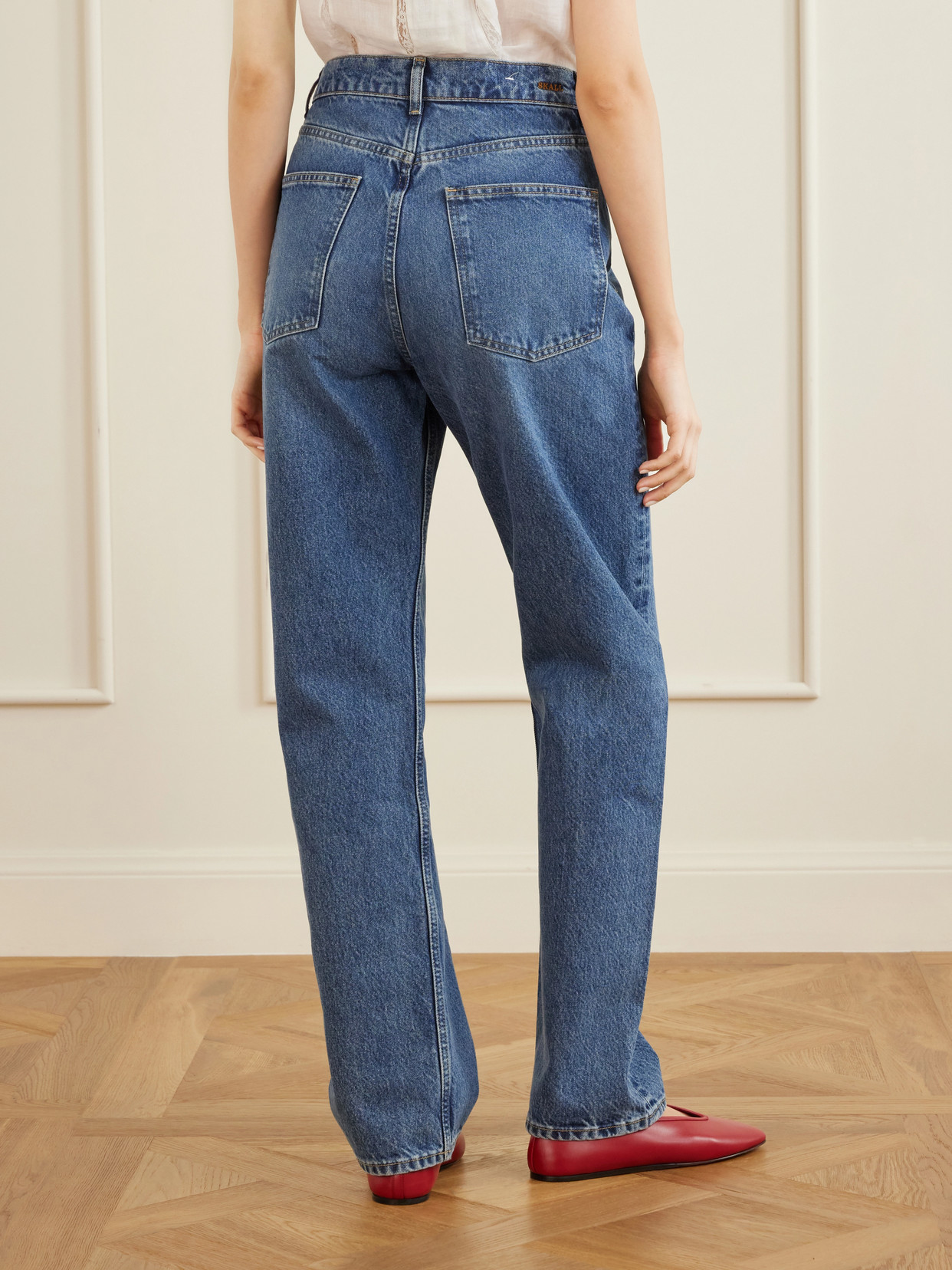 Sharon Mid-Rise Straight-Leg Jeans