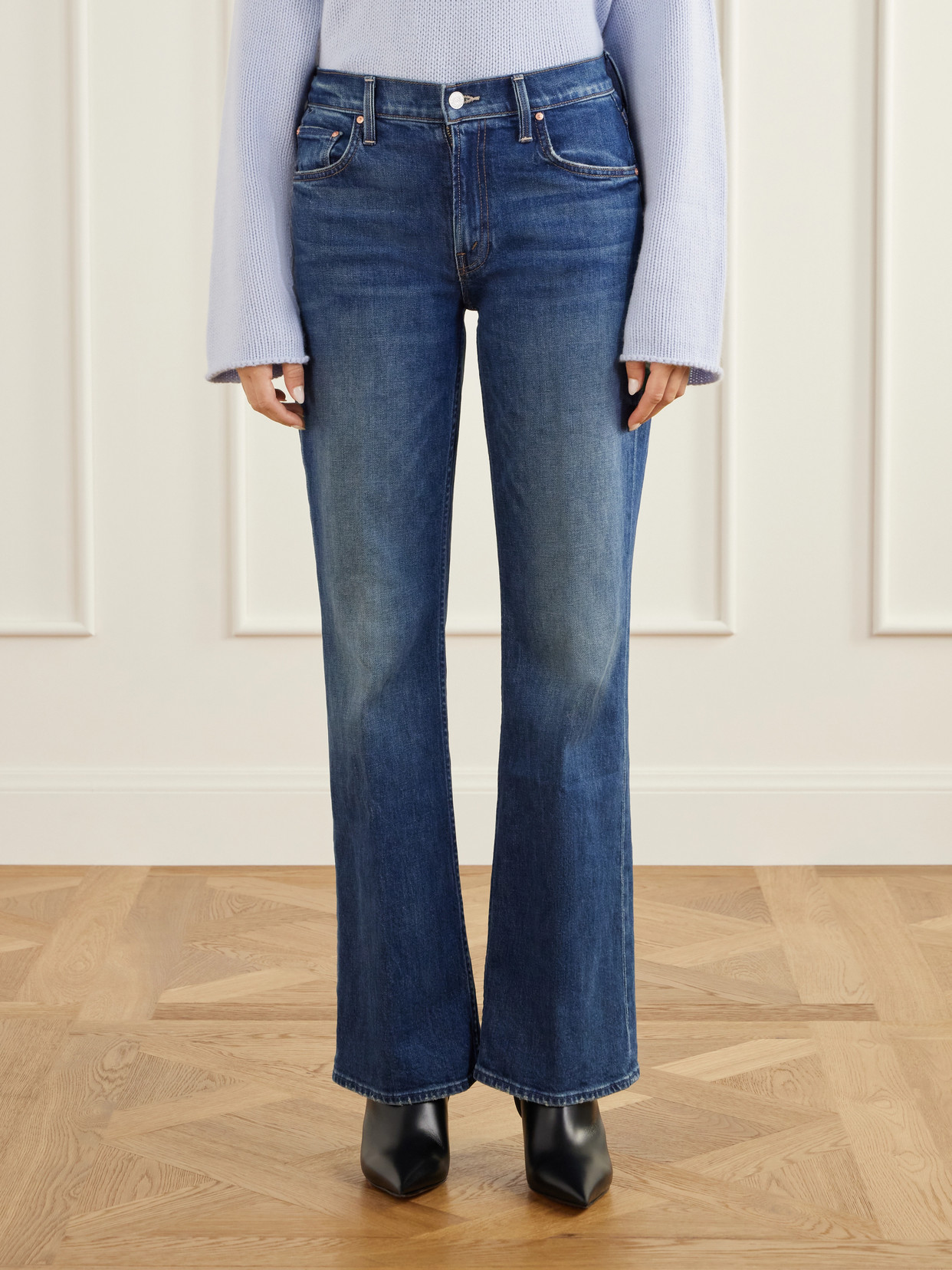 The Bookie Sneak Mid-Rise Straight-Leg Jeans